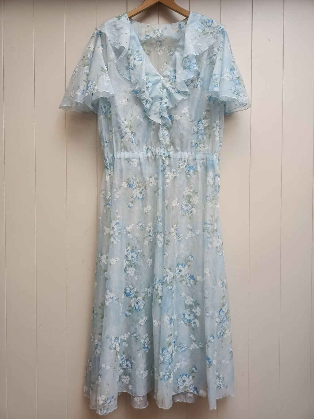 Vintage Floral Ruffle Dress