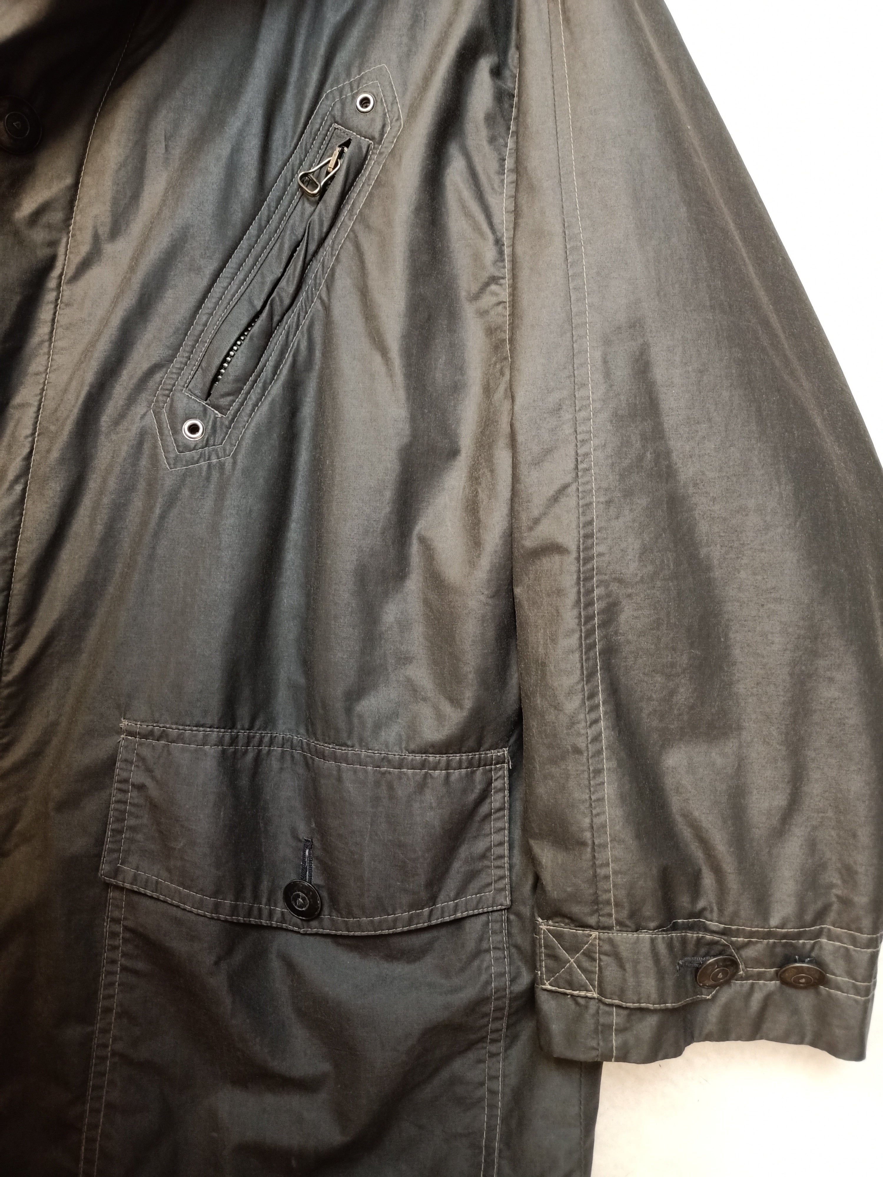 Moment Heavy Duty Raincoat