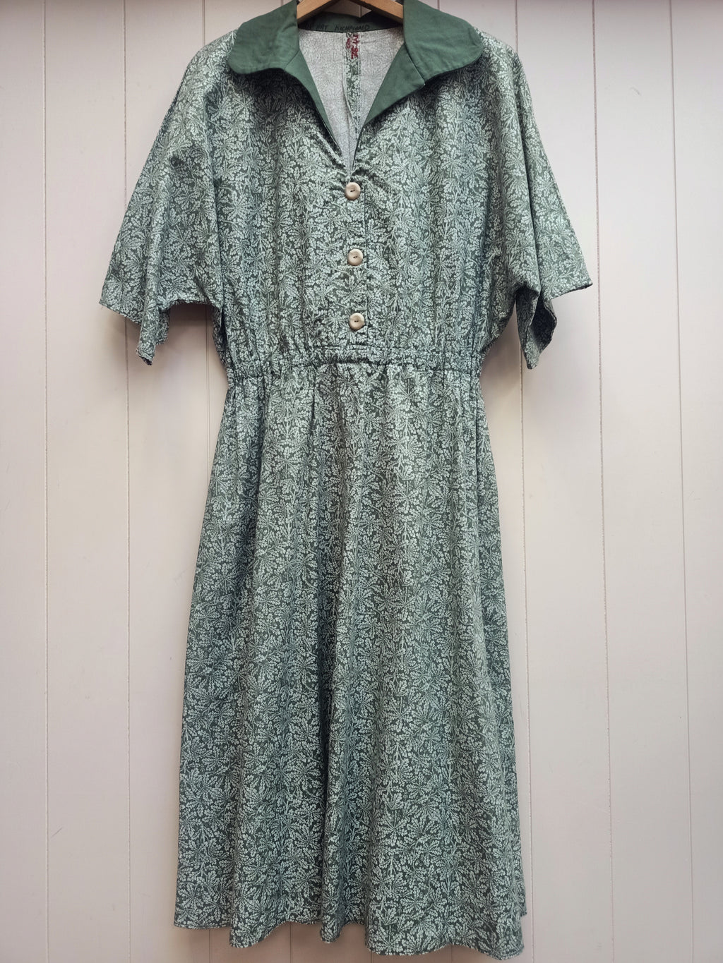 Vintage Green Leaf Dress