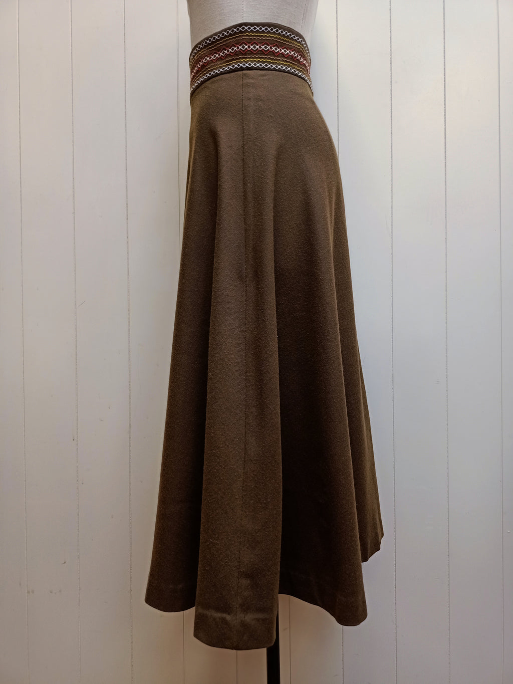 Vintage Fidgits Smocked Brown Skirt