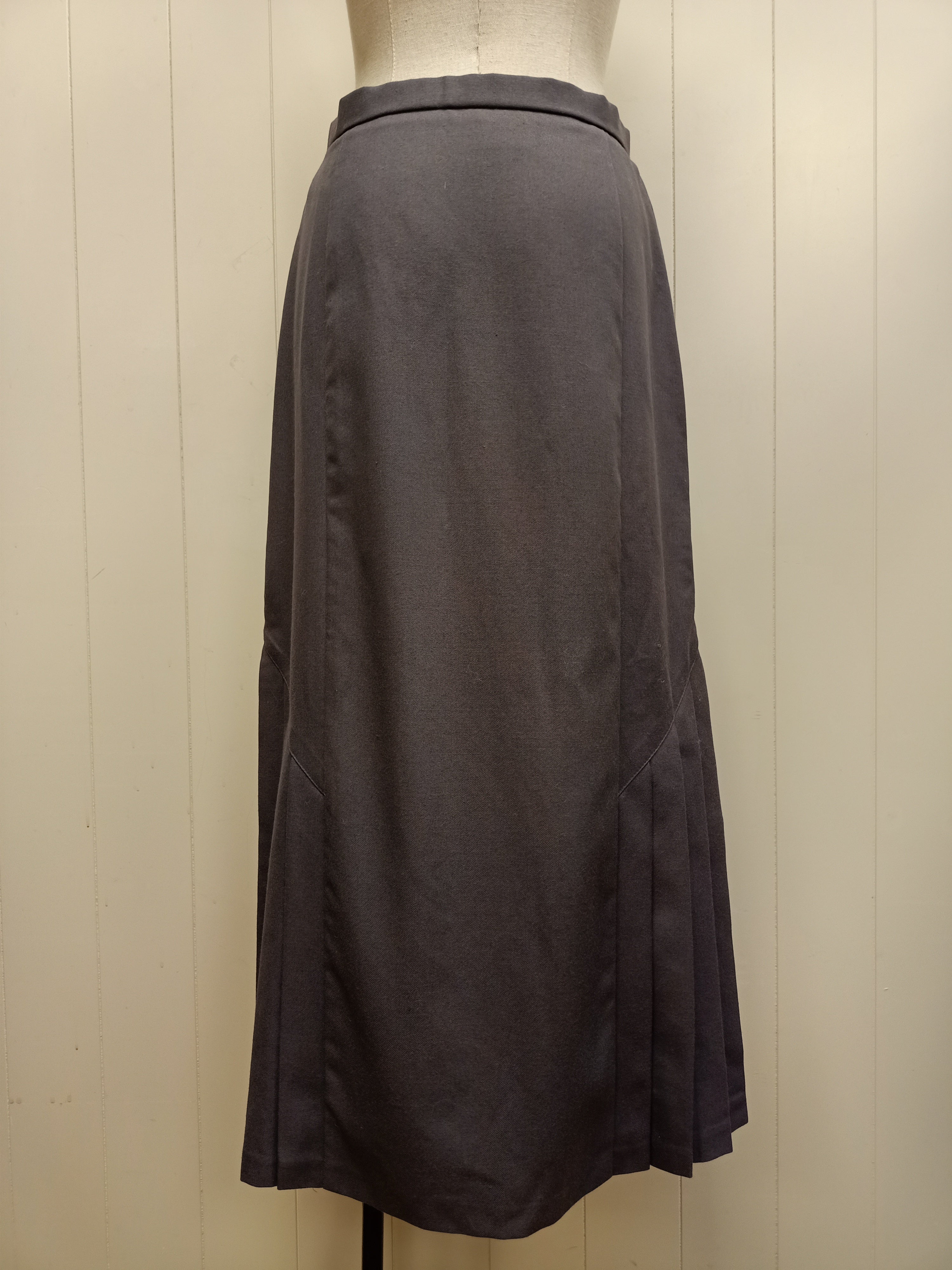 Vintage Temprano Grey Pencil Skirt