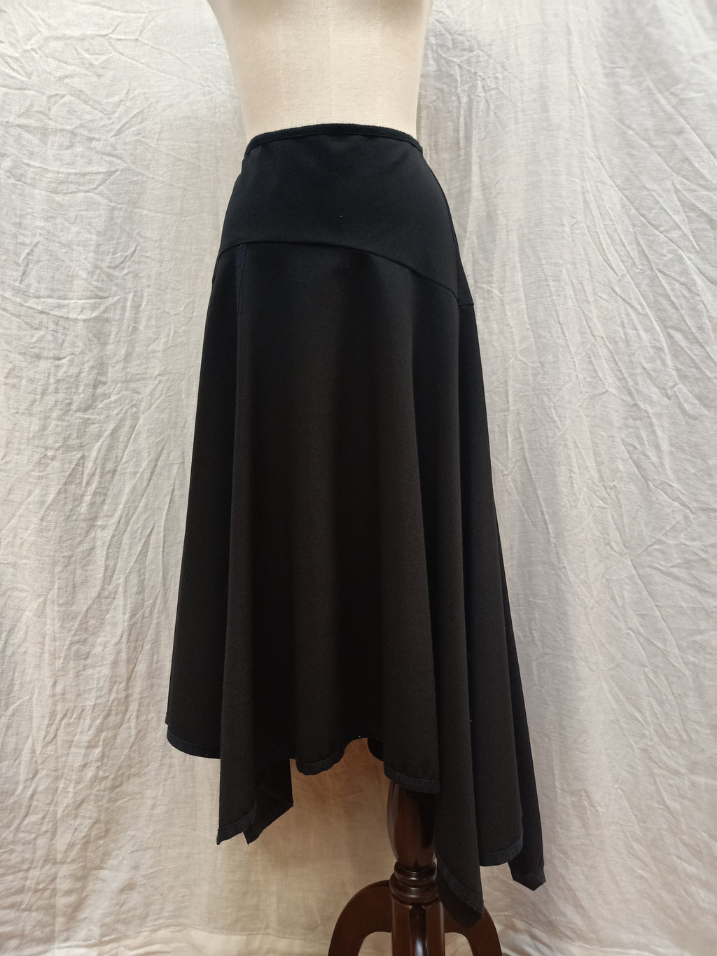 Obi Asymetrical Skirt