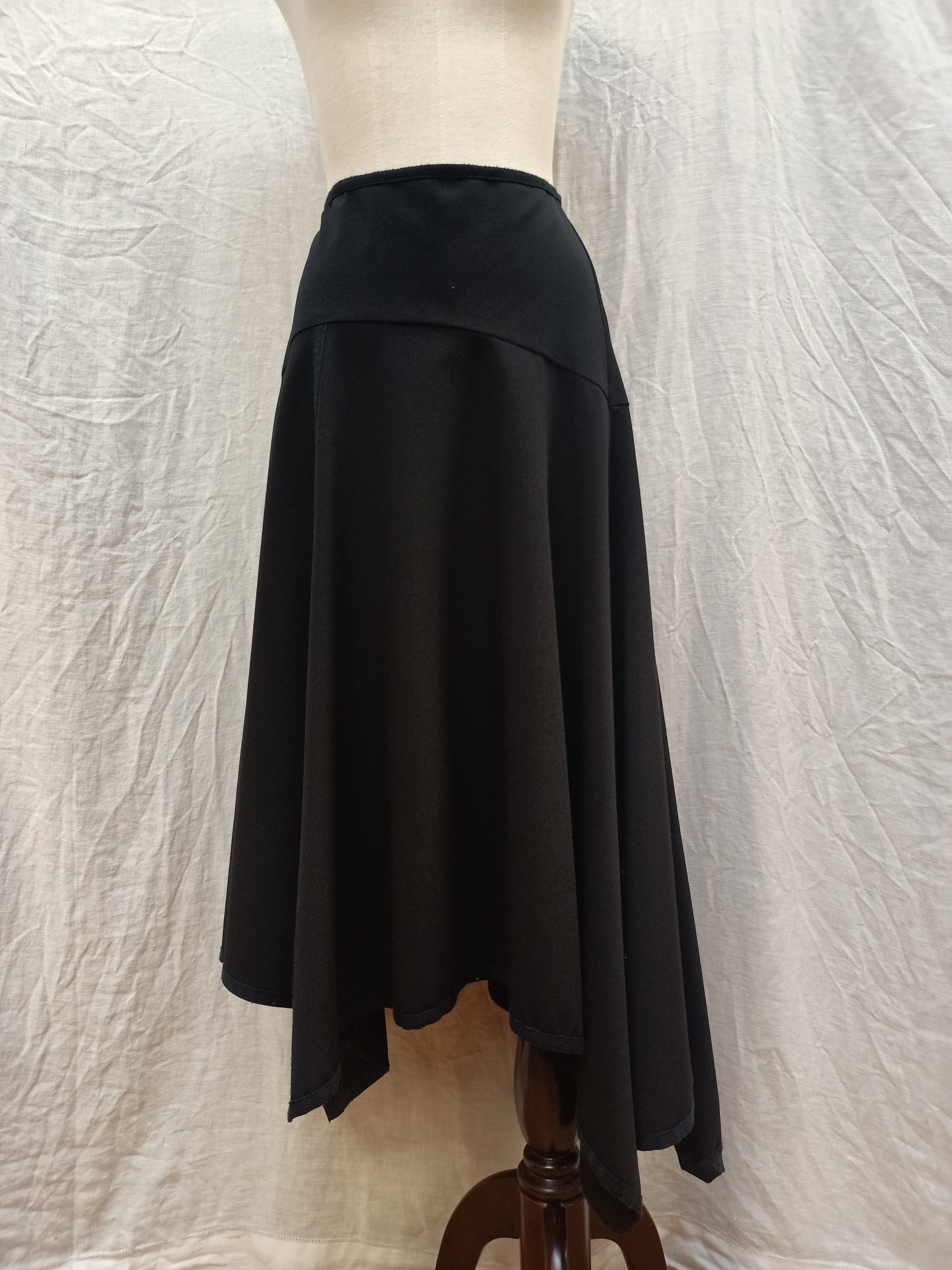 Obi Asymetrical Skirt