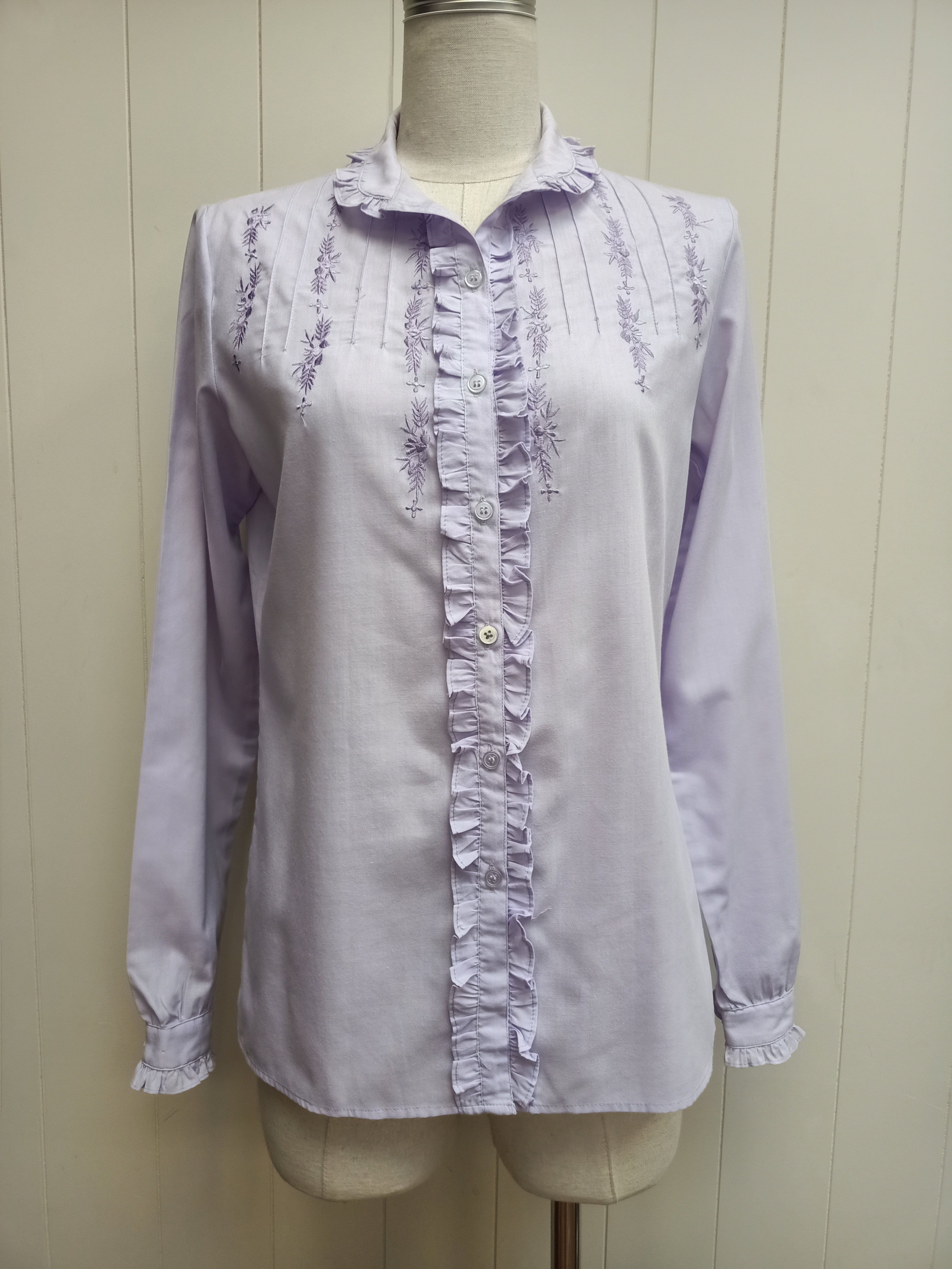 Vintage Scenario Embroidered Shirt