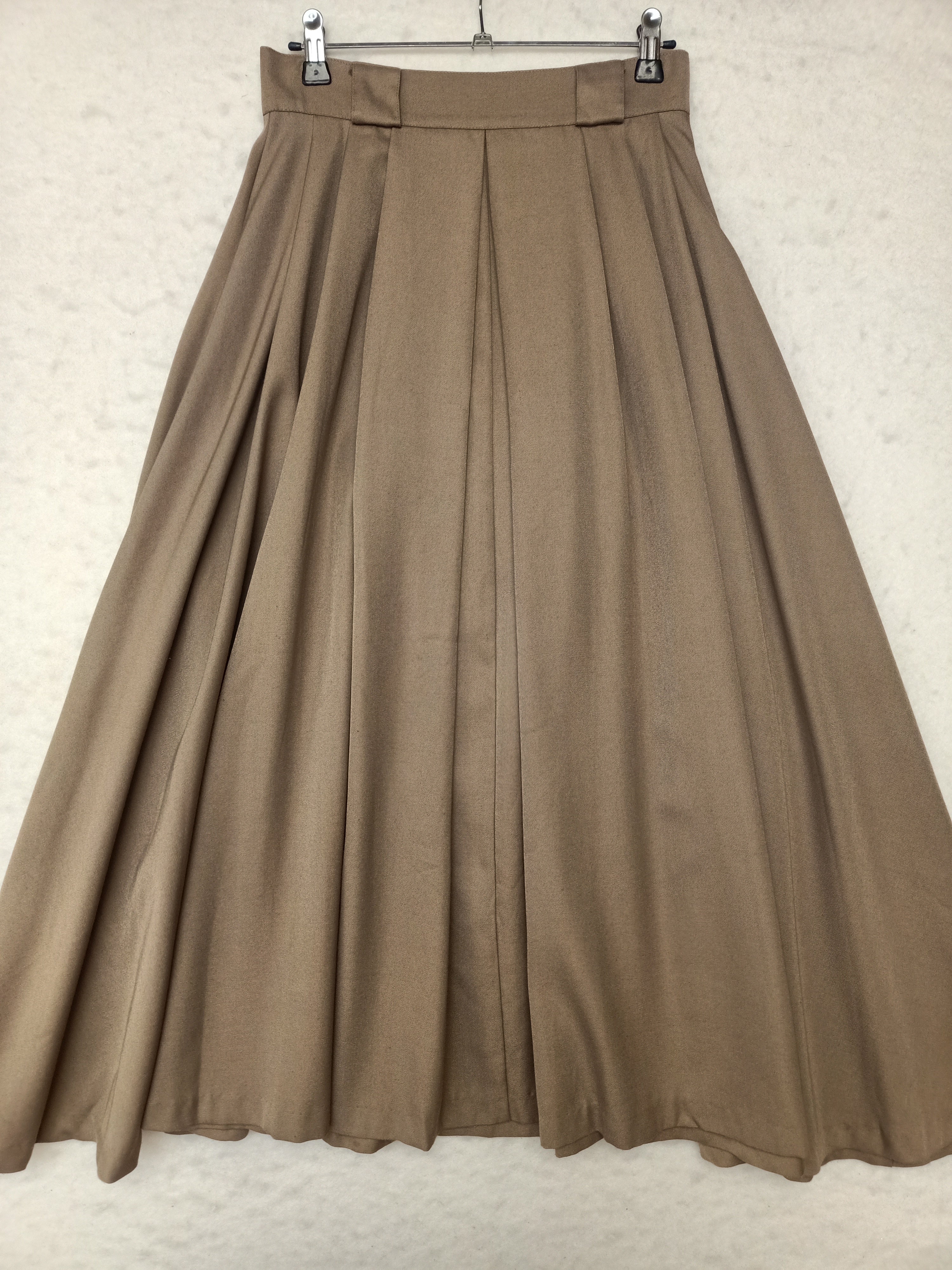 Vintage Directions Pleat Skirt