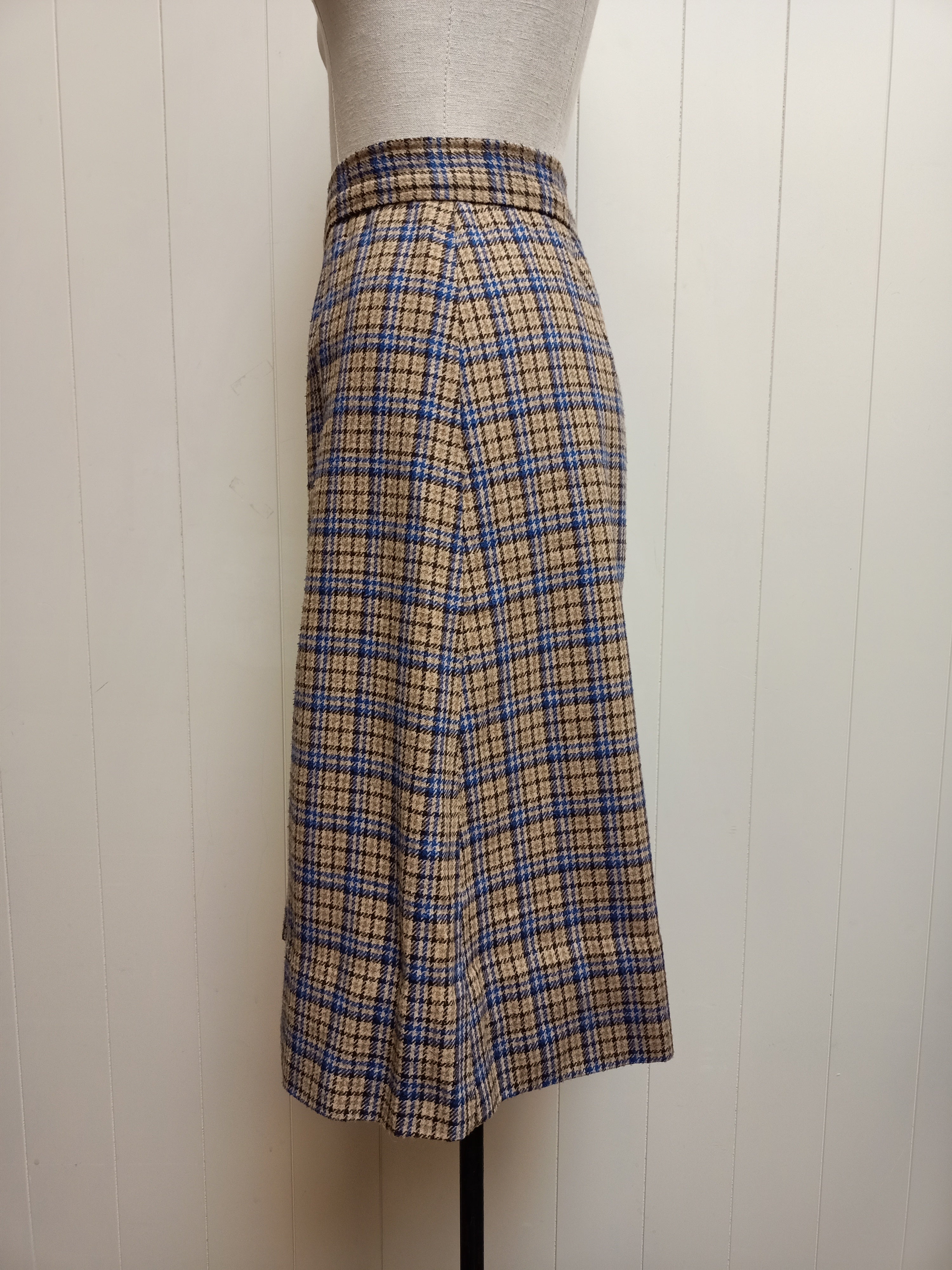 Vintage Beige and Blue Plaid Skirt