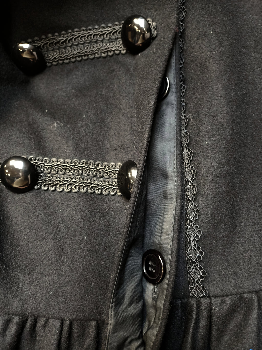 Rose Melody Embroidered Coat