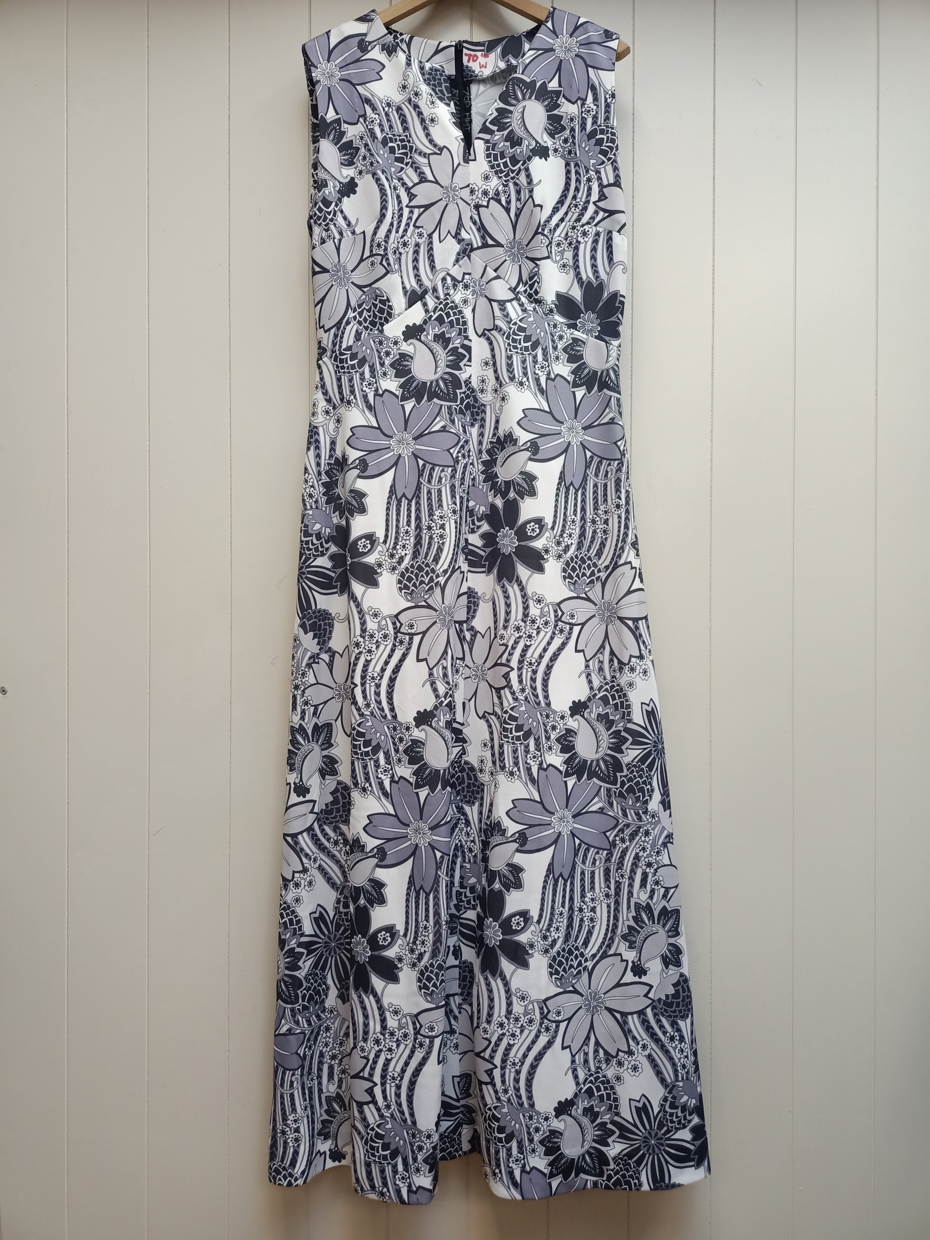 Vintage Monochrome Floral Maxi Dress