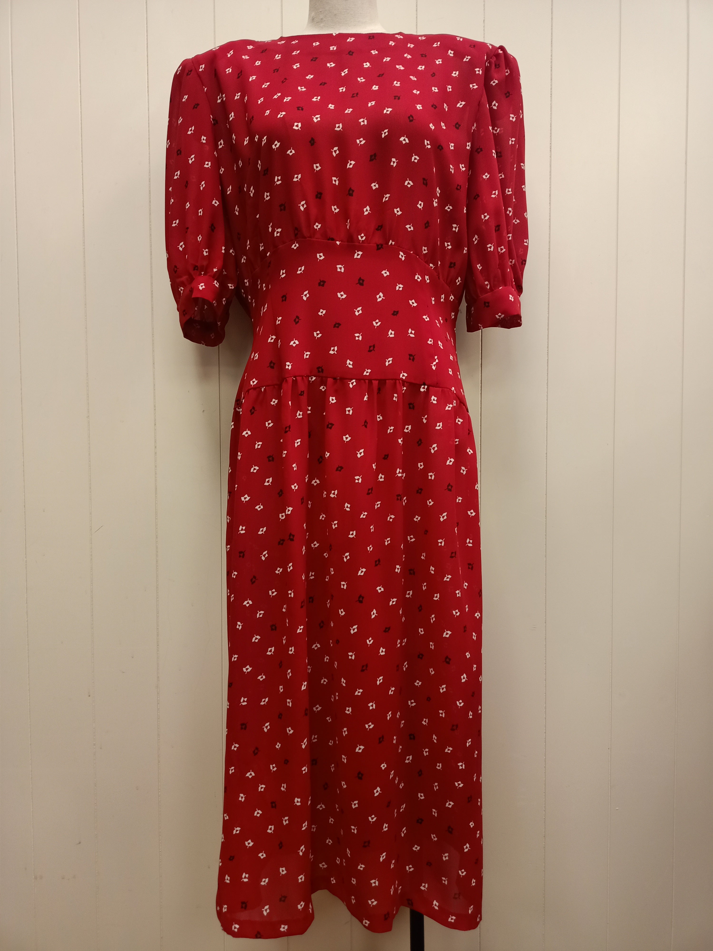 Vintage Leaf Chiffon Dress
