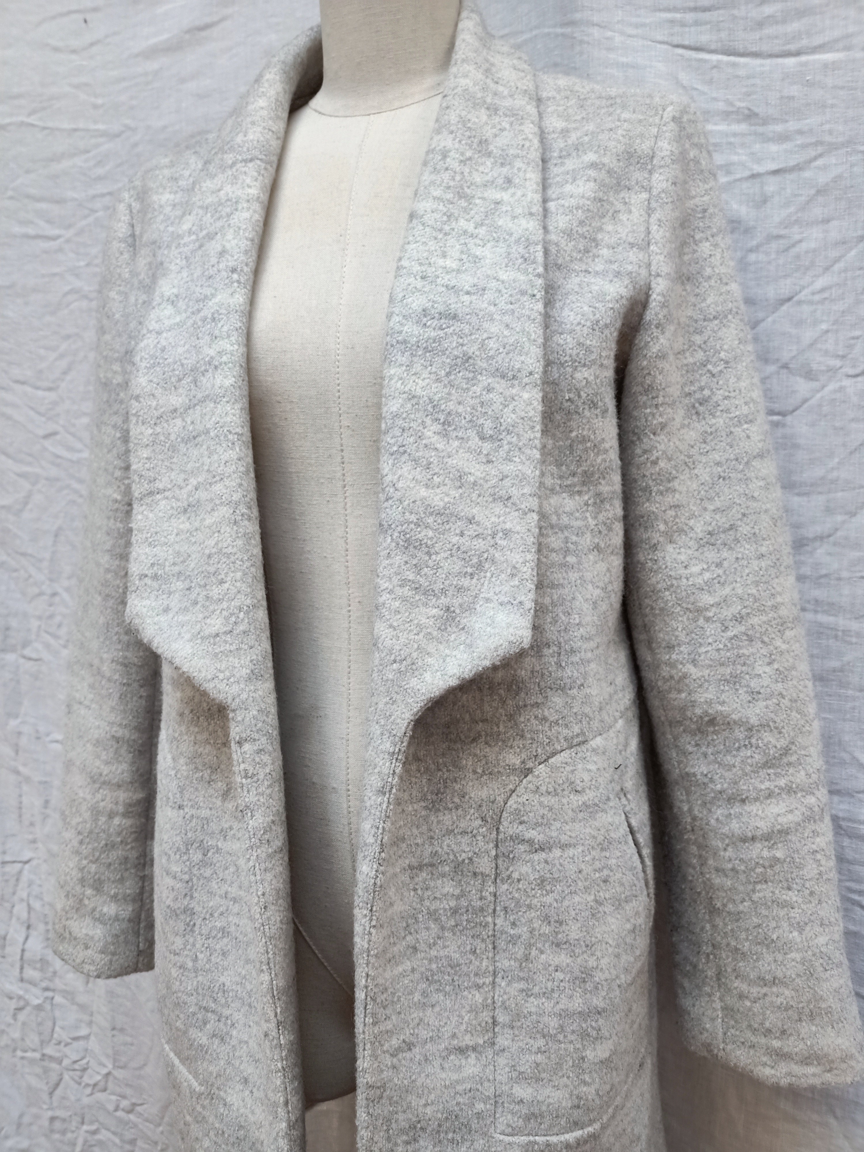 Zafina Grey Coat