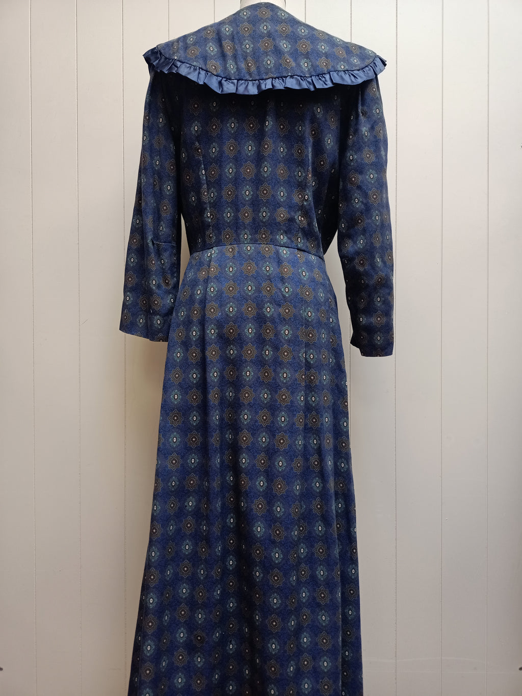 Vintage Robe Dress