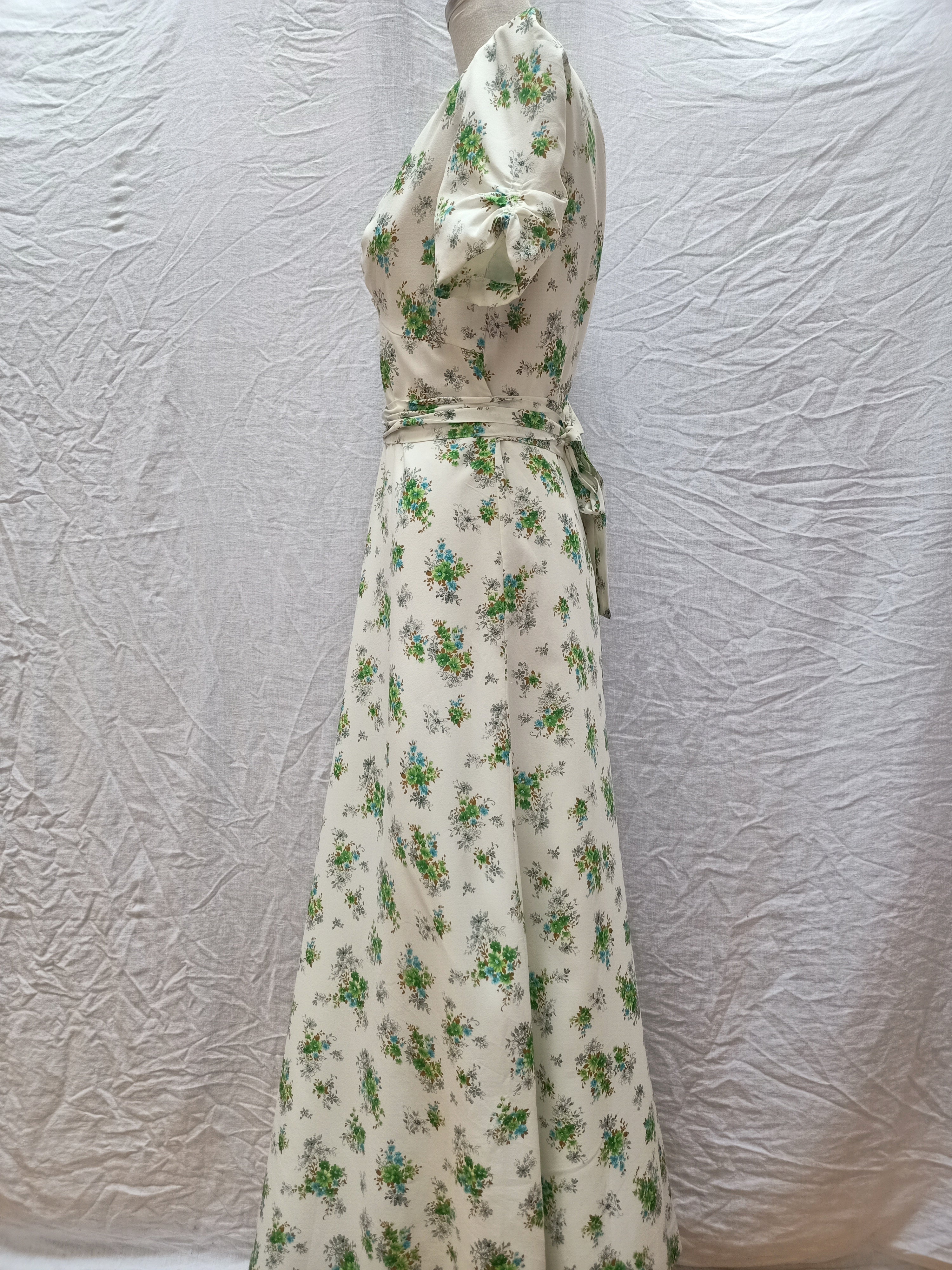 Vintage Cottagecore Maxi Dress
