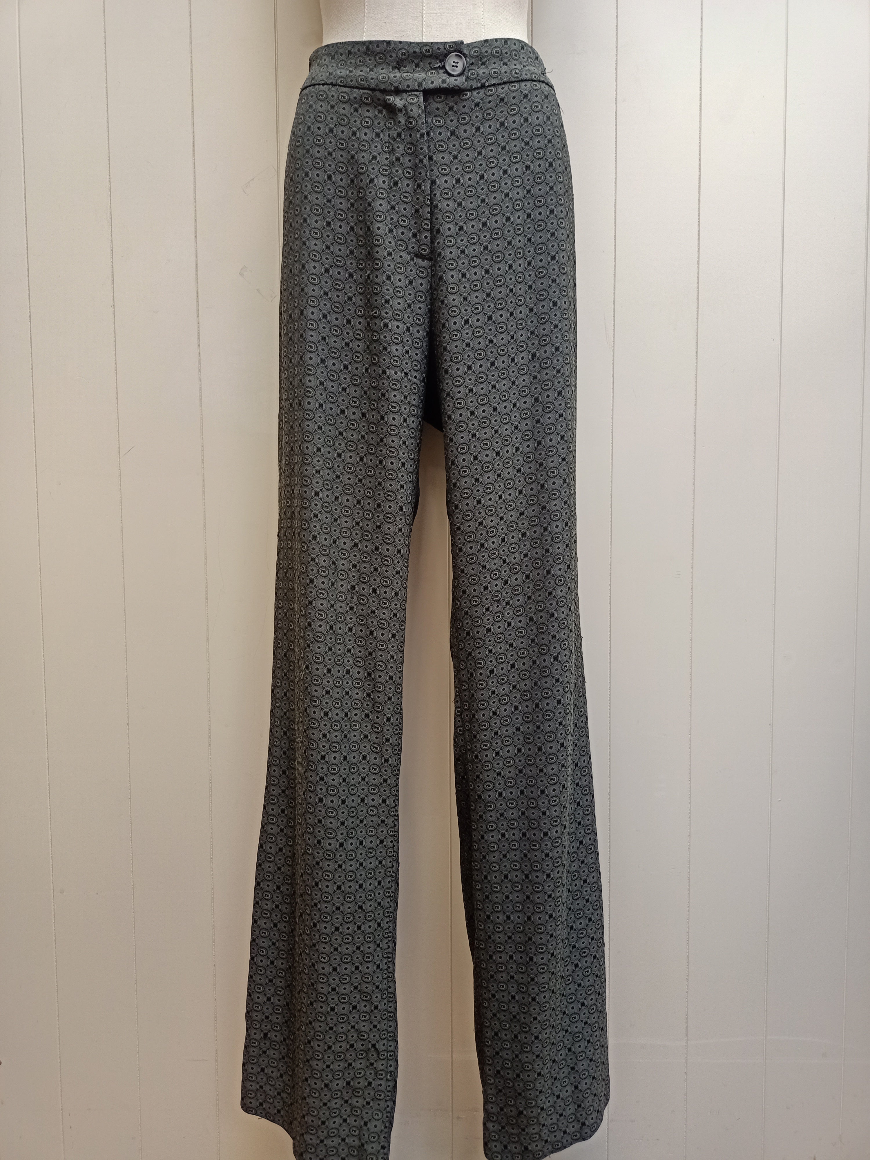 Wallace Rose Grey Medallion Pants