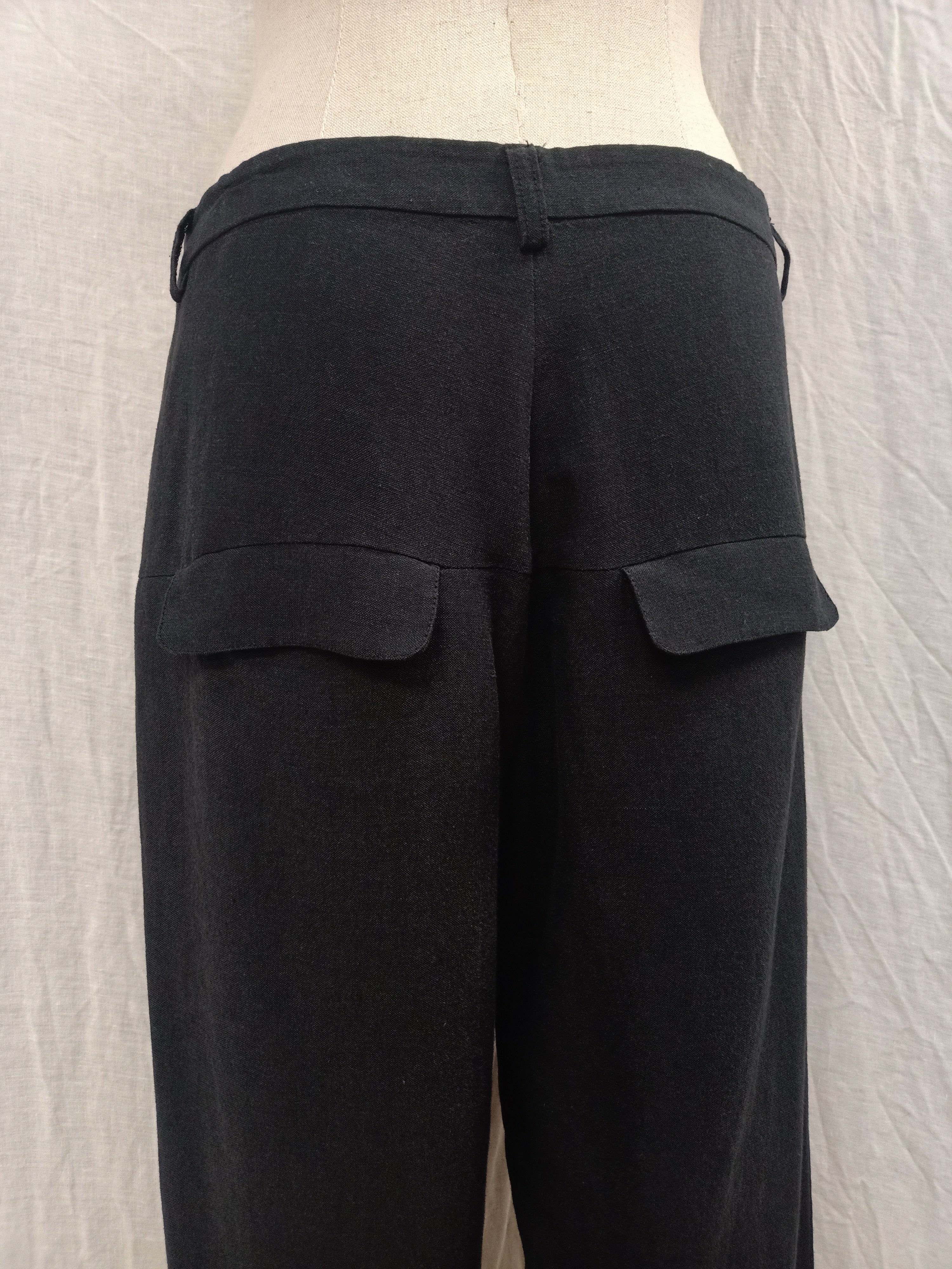 Nique Linen Pants