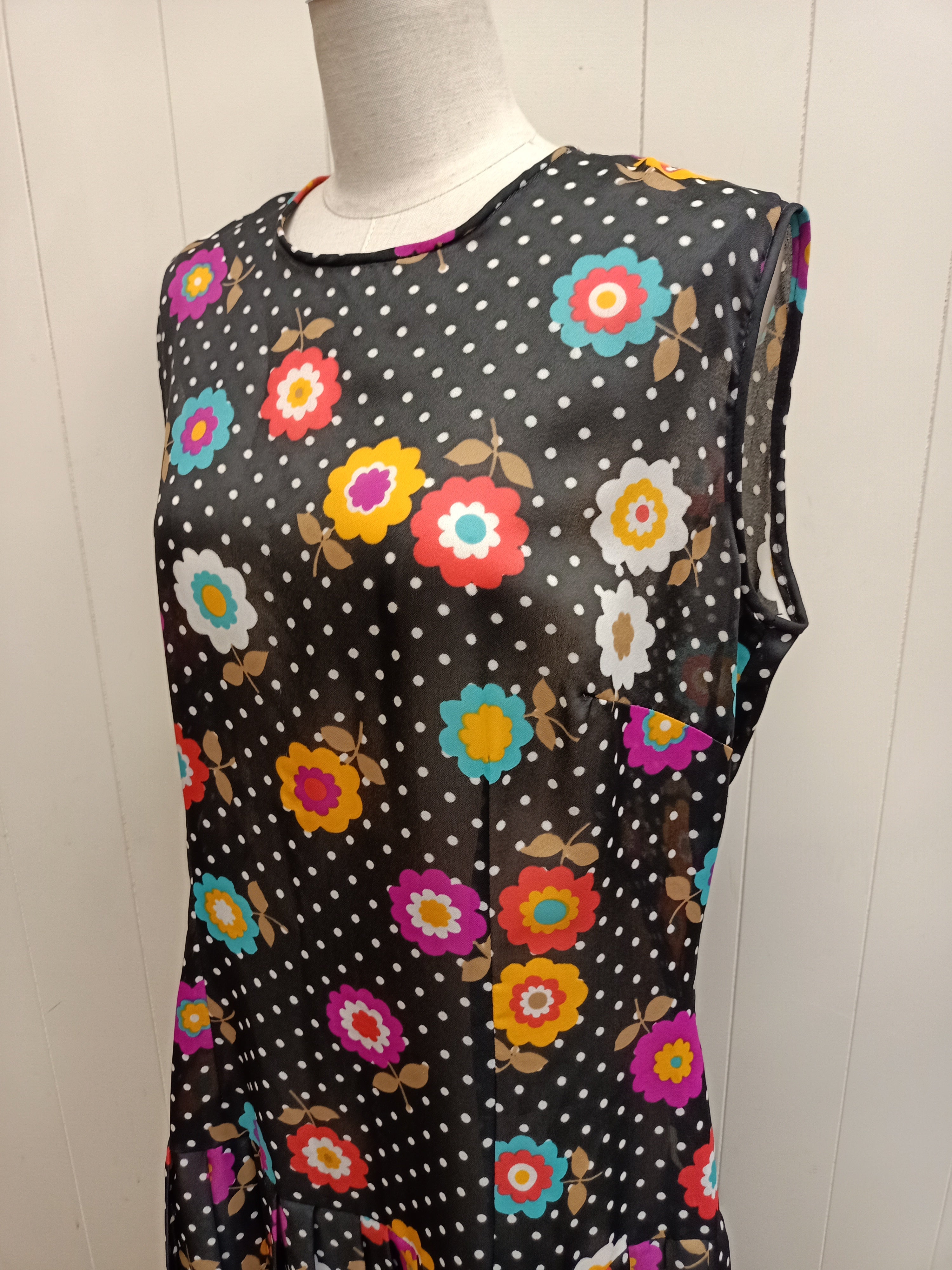 Vintage Pasadena Floral Pleat Dress
