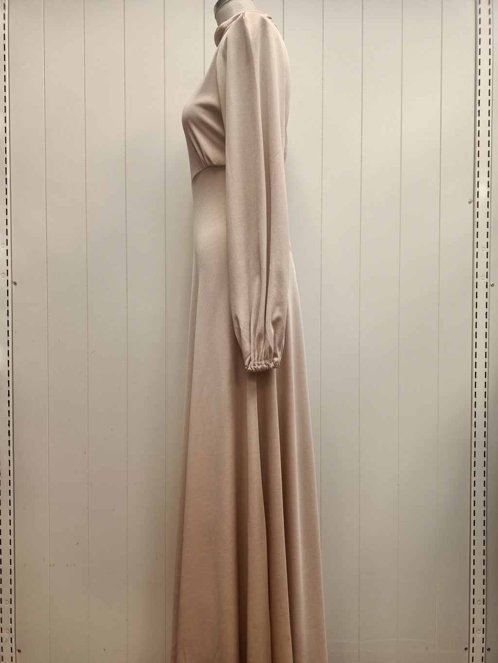 Vintage Thimble Beige Maxi Dress