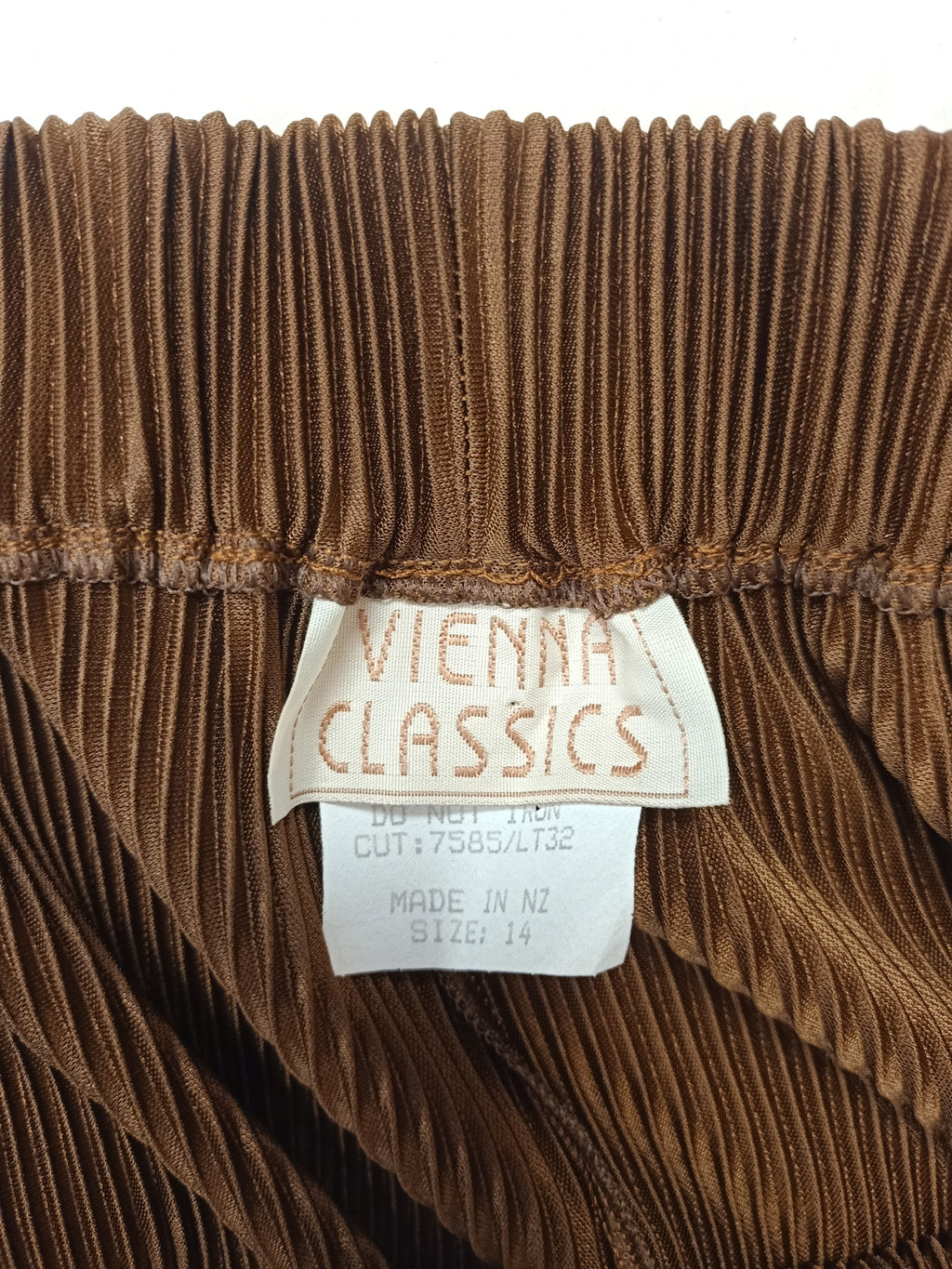 Vintage Vienna Classics Pleat Pants
