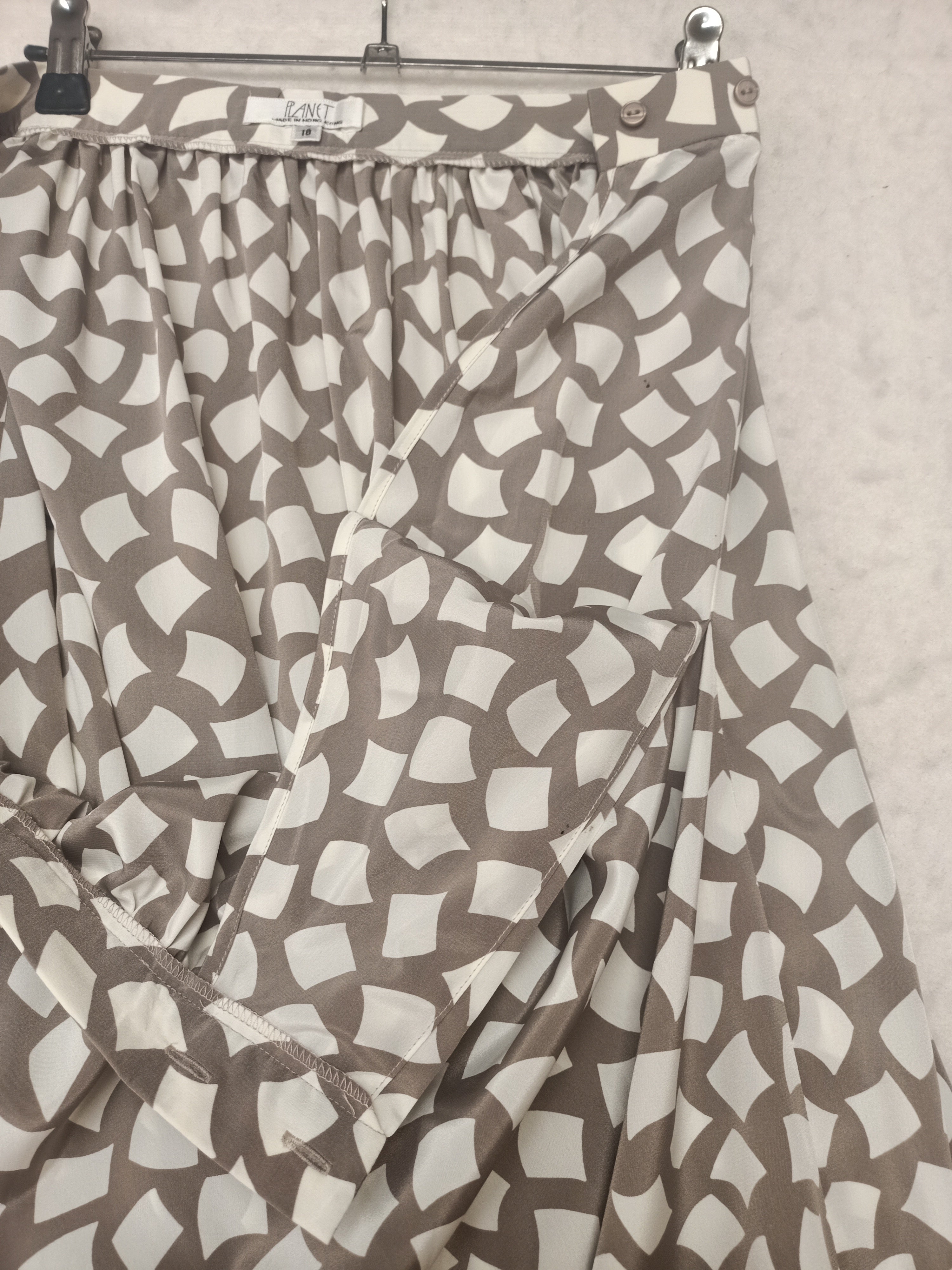 Retro Planet Abstract Square Skirt