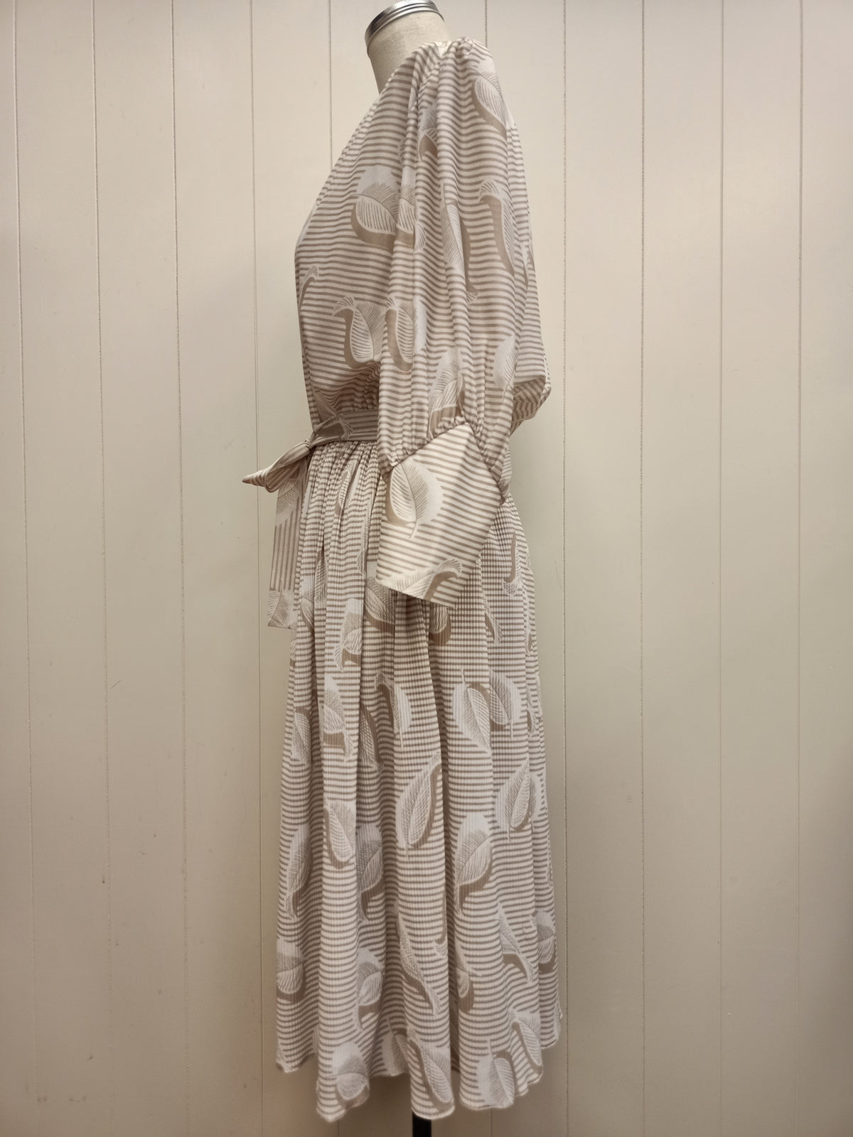 Vintage Puritan Leaf Pleated Dress