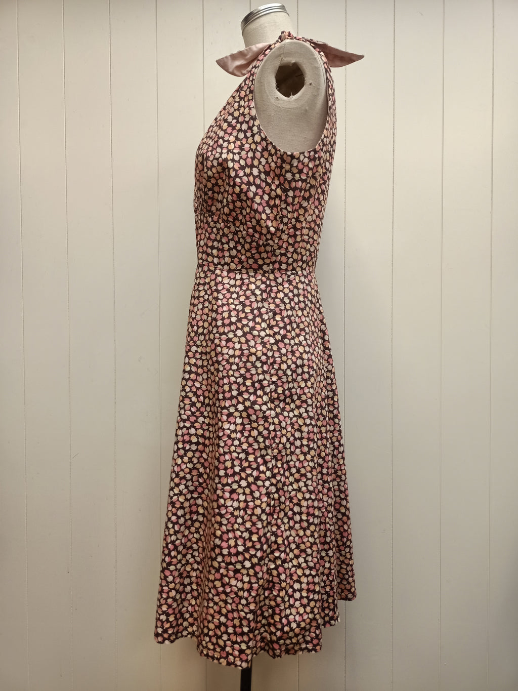 De Vol Clothing Tie Shoulder Dress