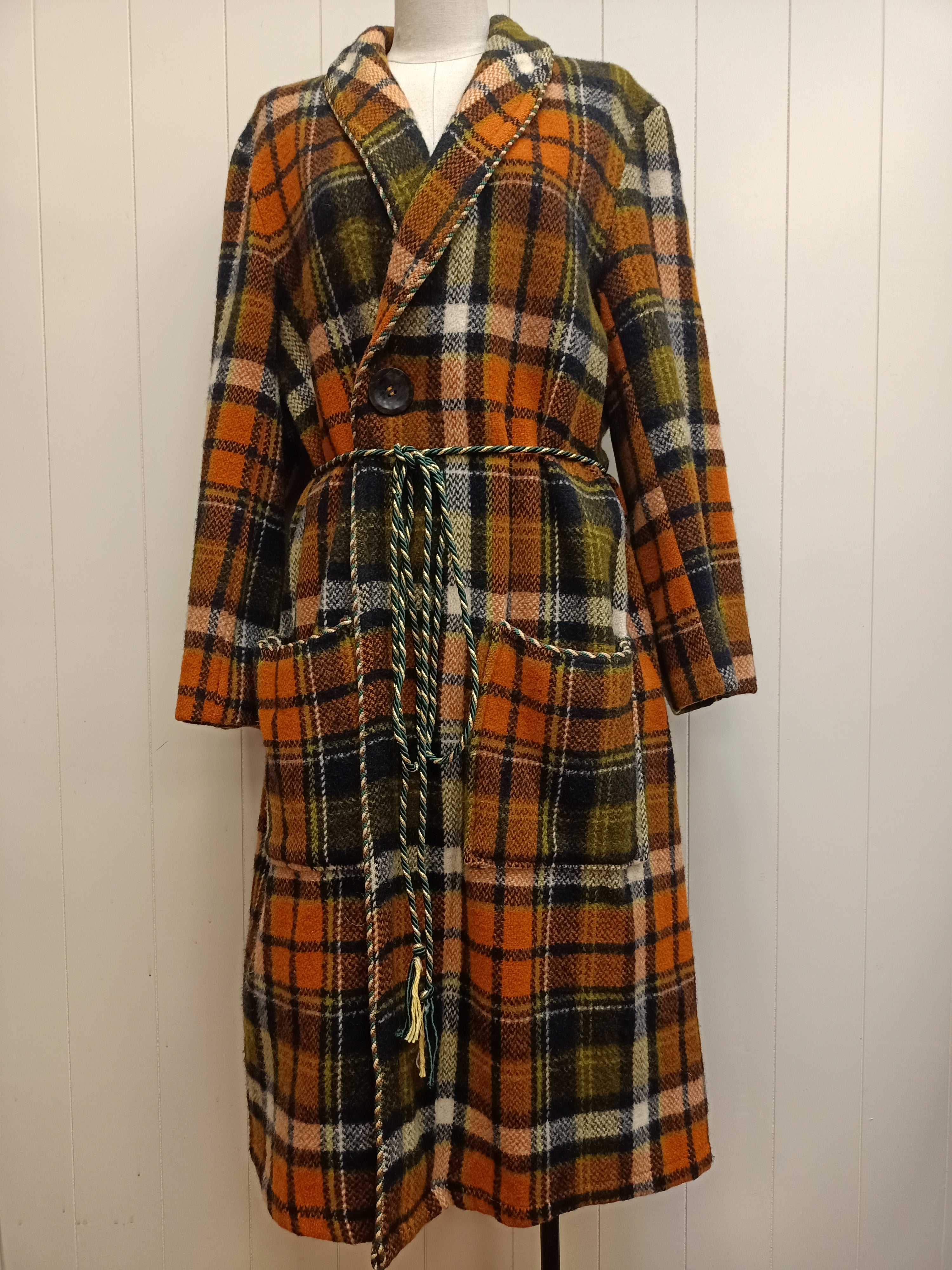 Vintage Mens An Apex Garment Robe