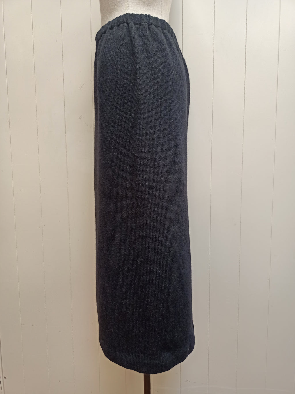 Vintage Black Wool Knit Skirt