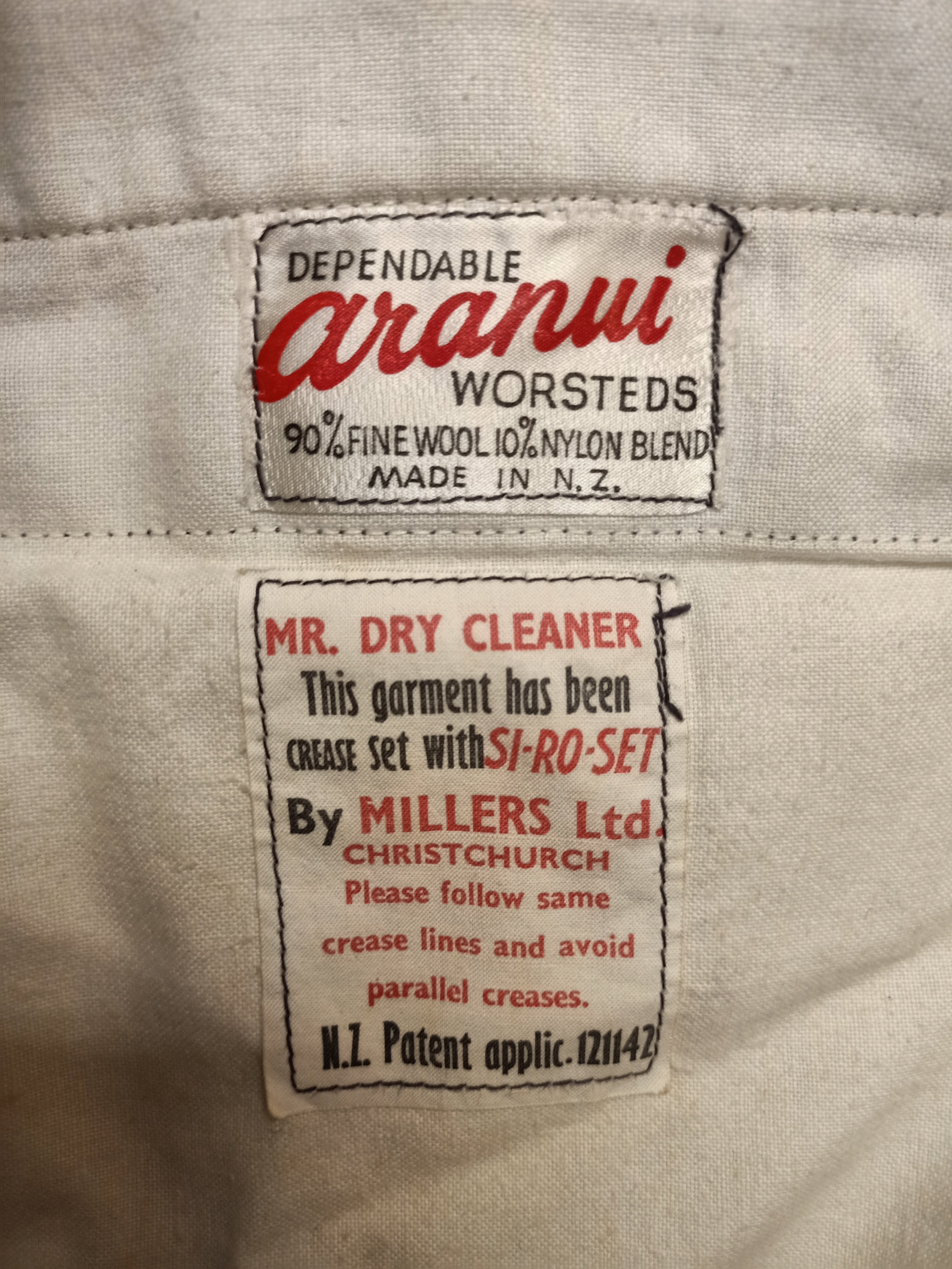 Vintage Mens Aranui Pants