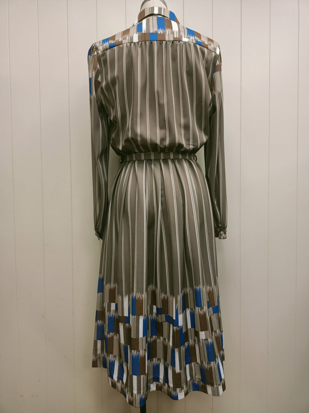 Vintage Debra-Lee Striped Border Dress