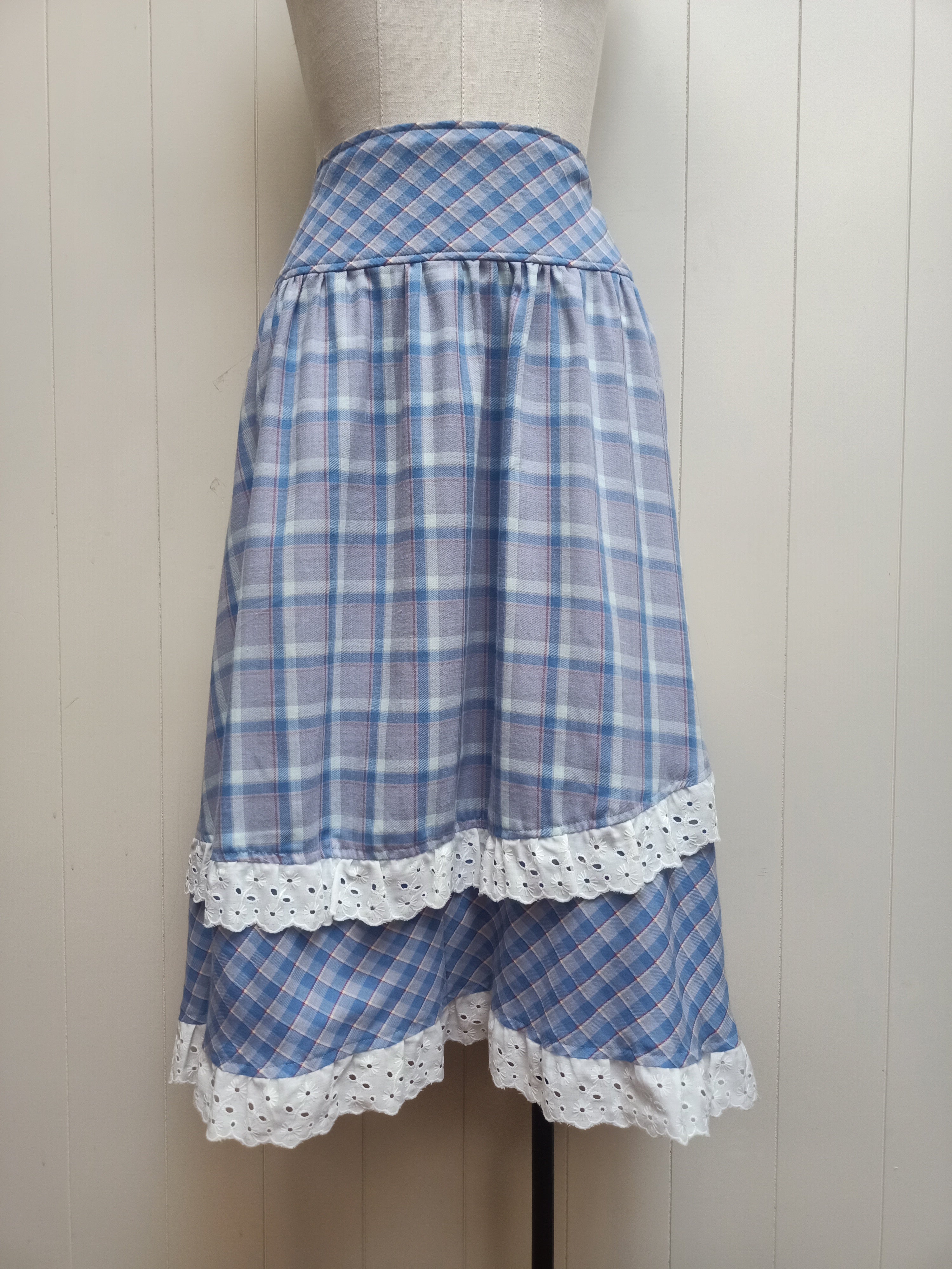 Vintage Cue Plaid Ruffle Skirt