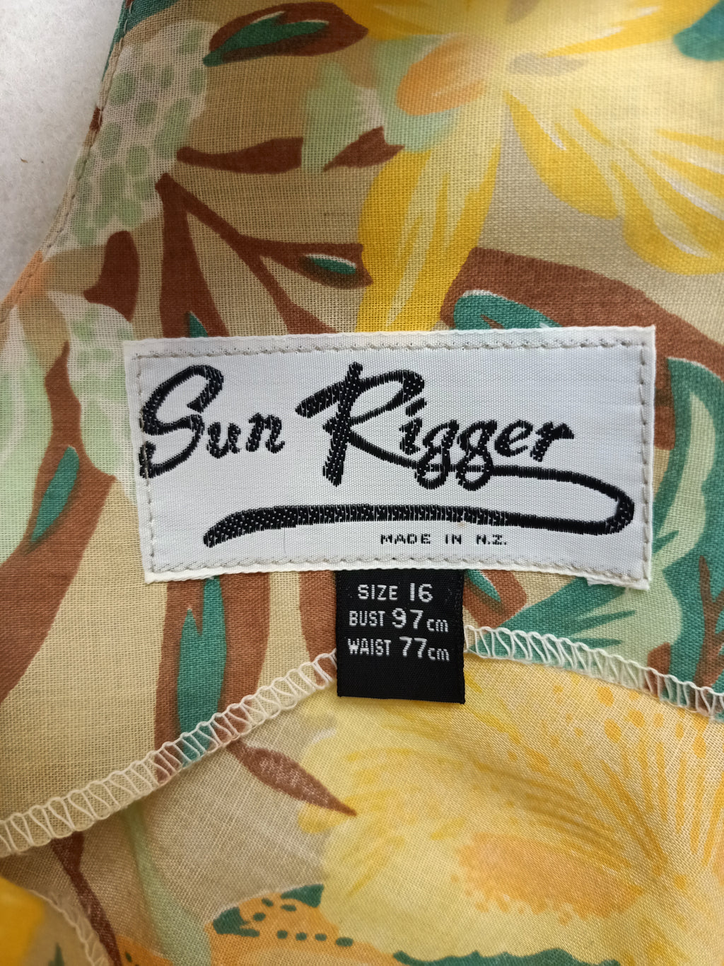 Vintage Sun Rigger Floral Dress