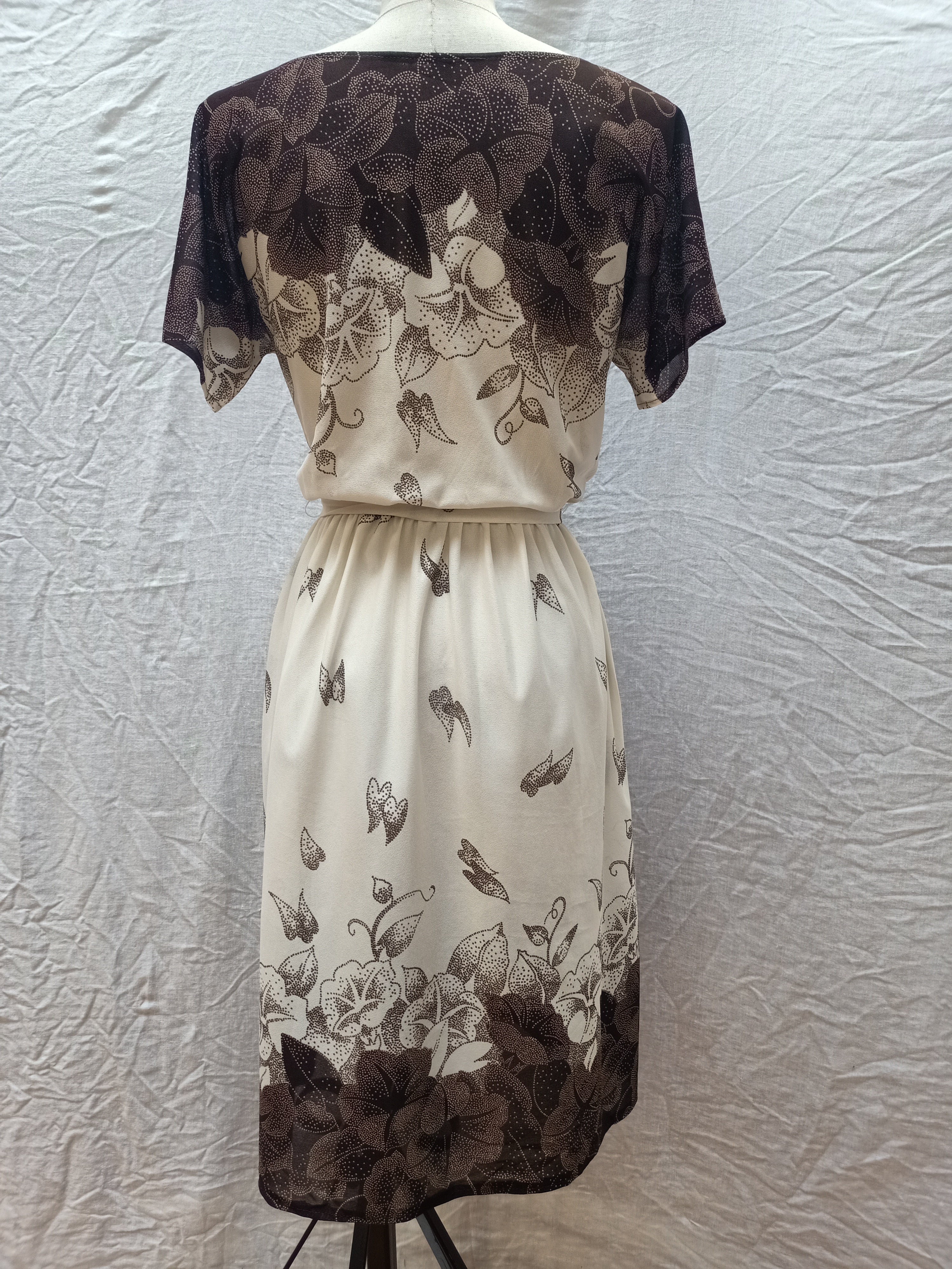 Vintage Brown Leaf Dress