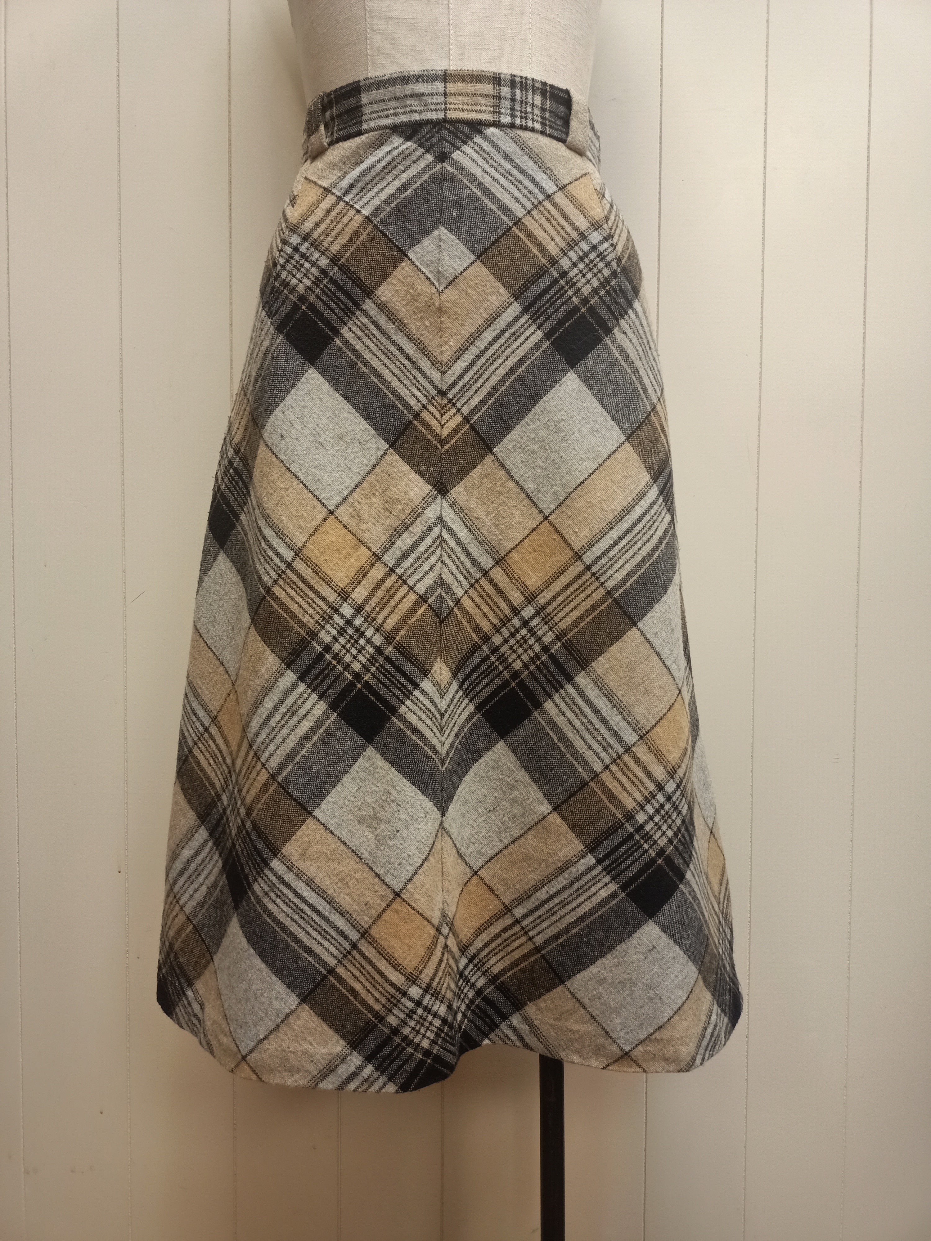 Vintage Grey Plaid Skirt