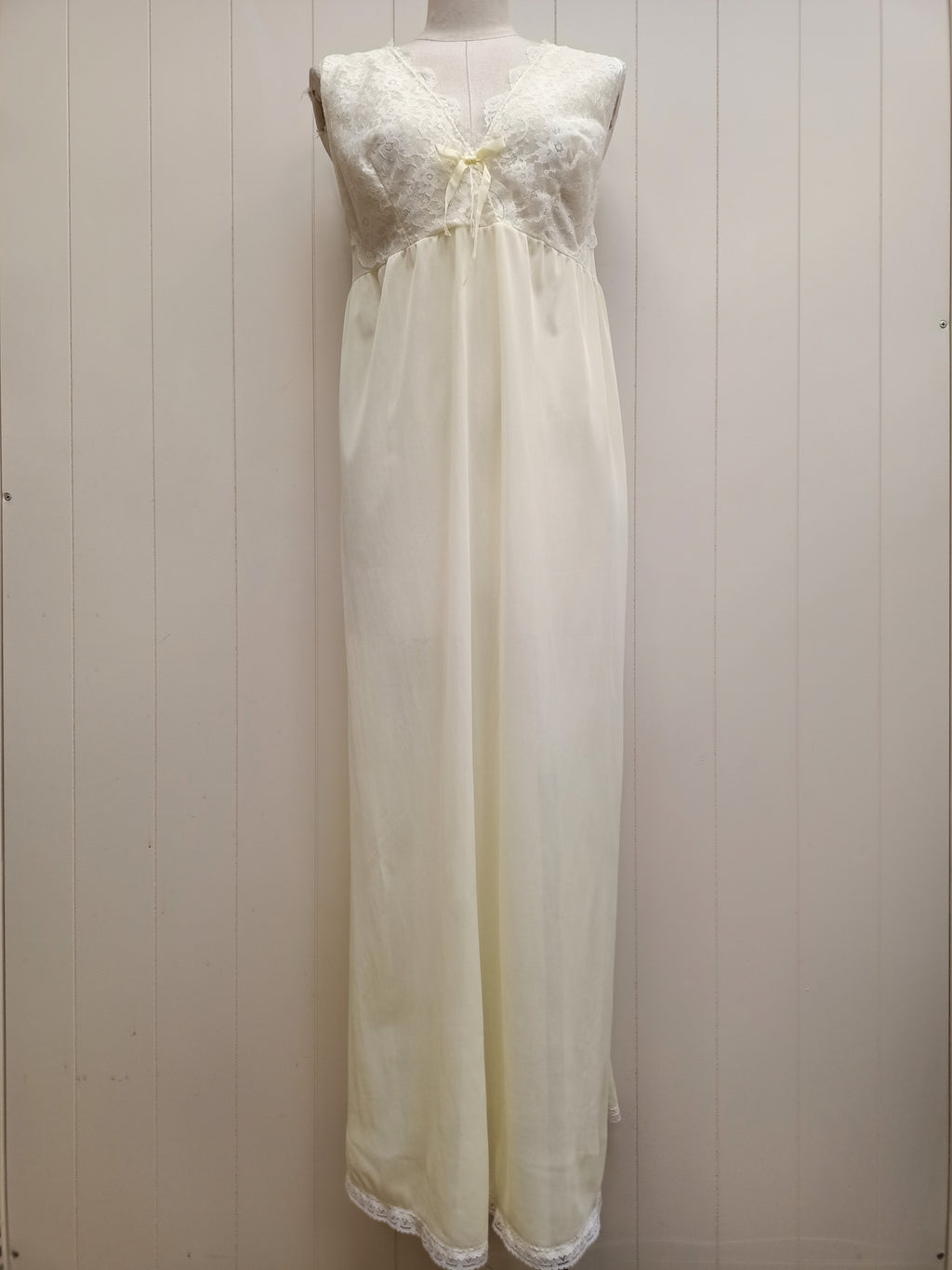 Vintage Petite Yellow Nightie