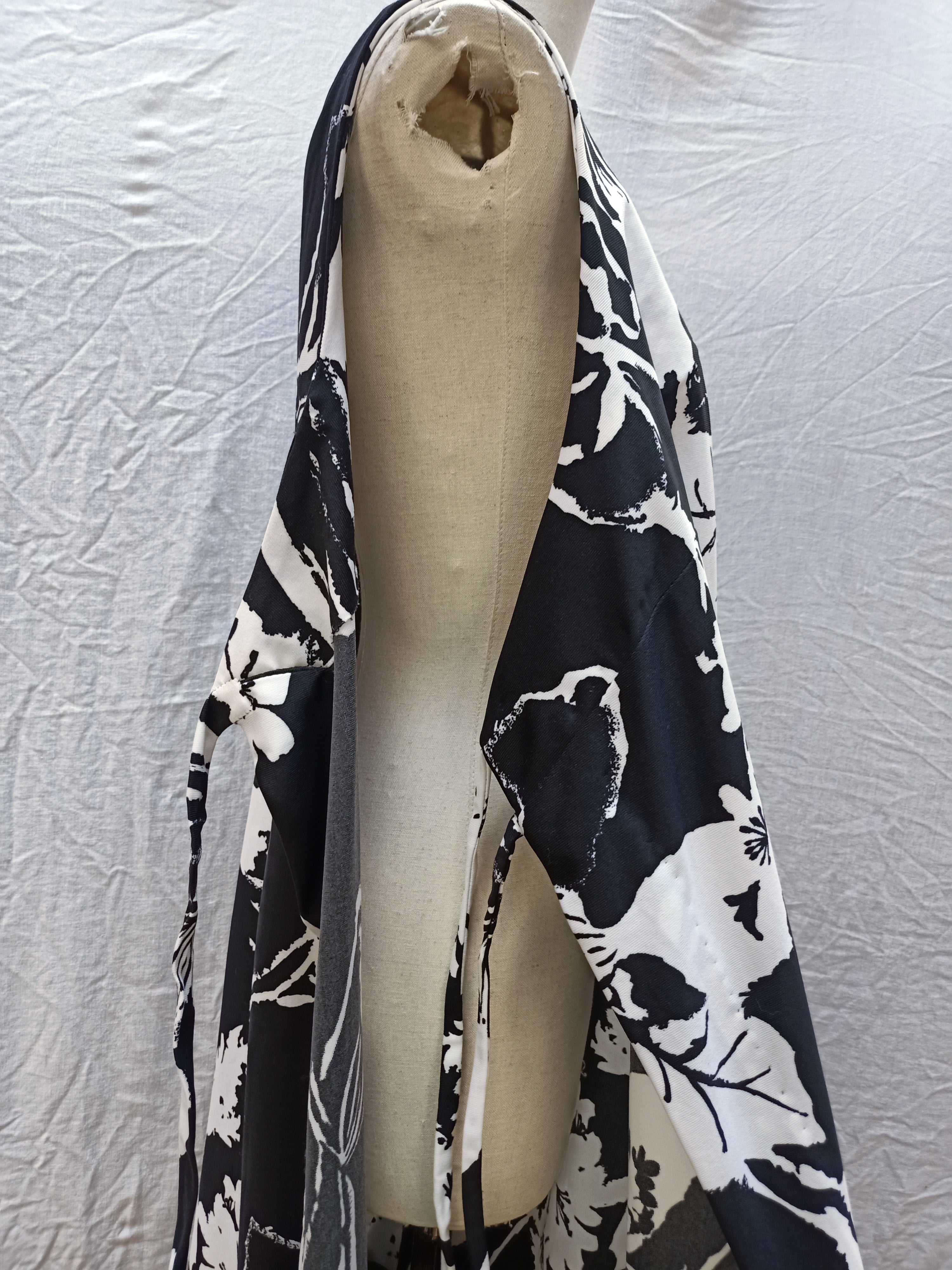Vintage Wrap Around Apron Dress