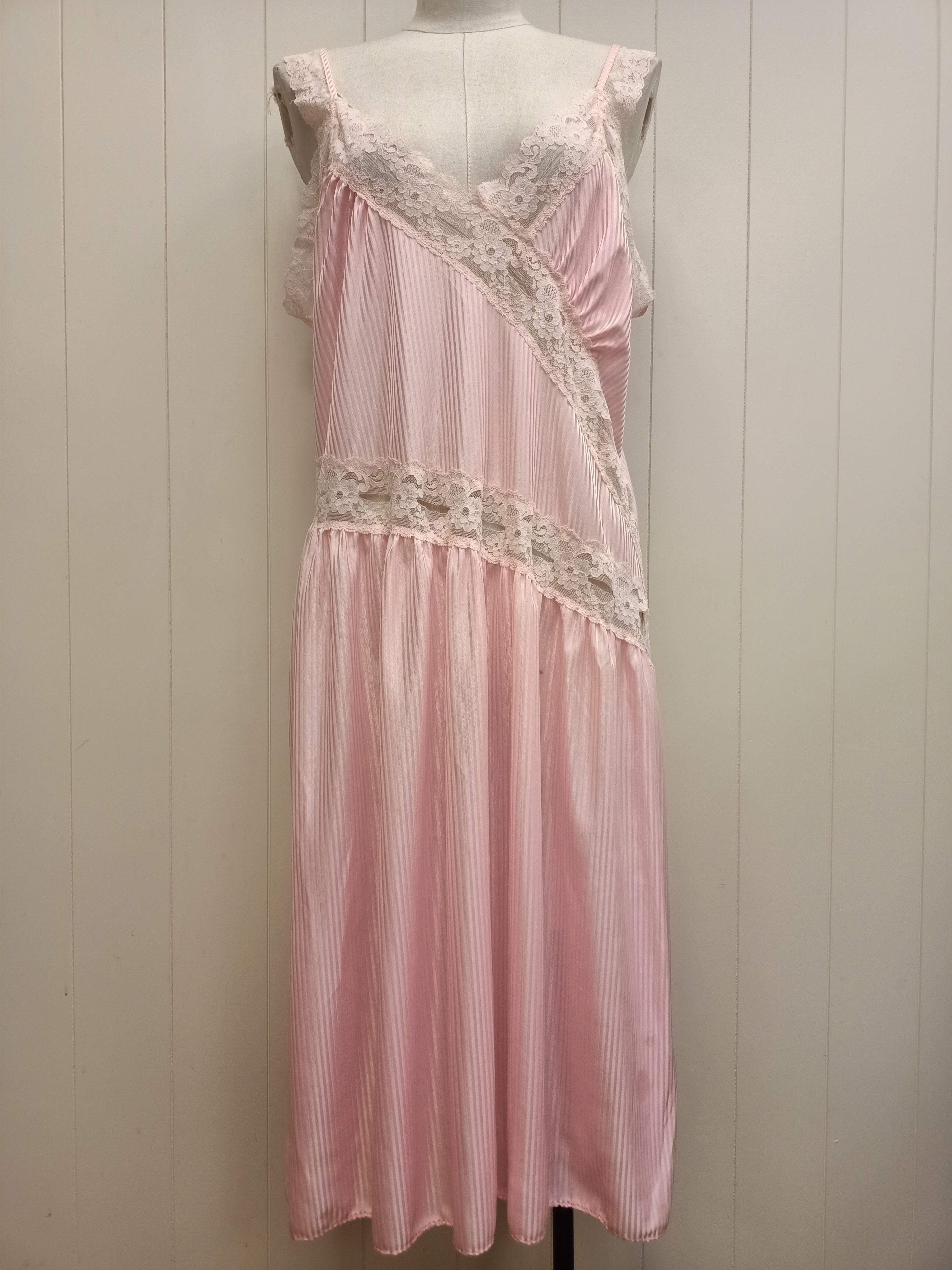 Vintage Lace Pink Nightie