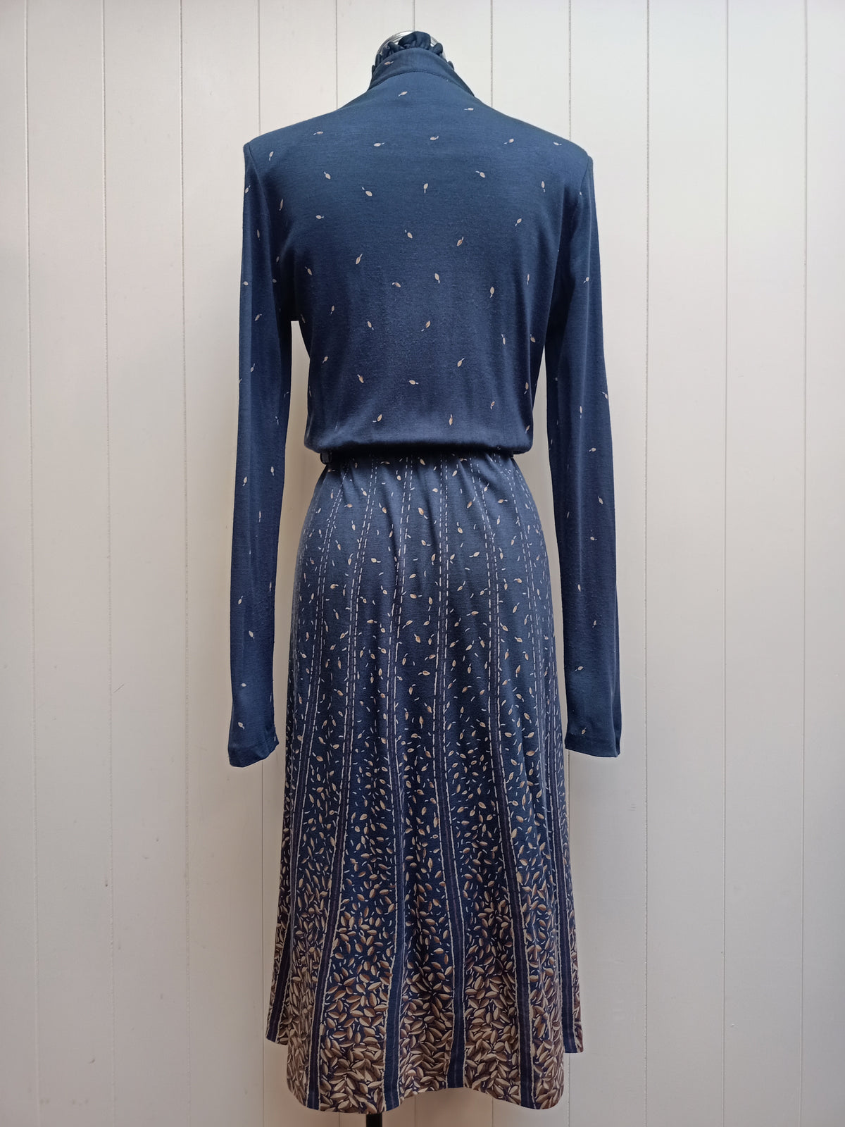 Vintage L'Officiel Leaf Navy Dress