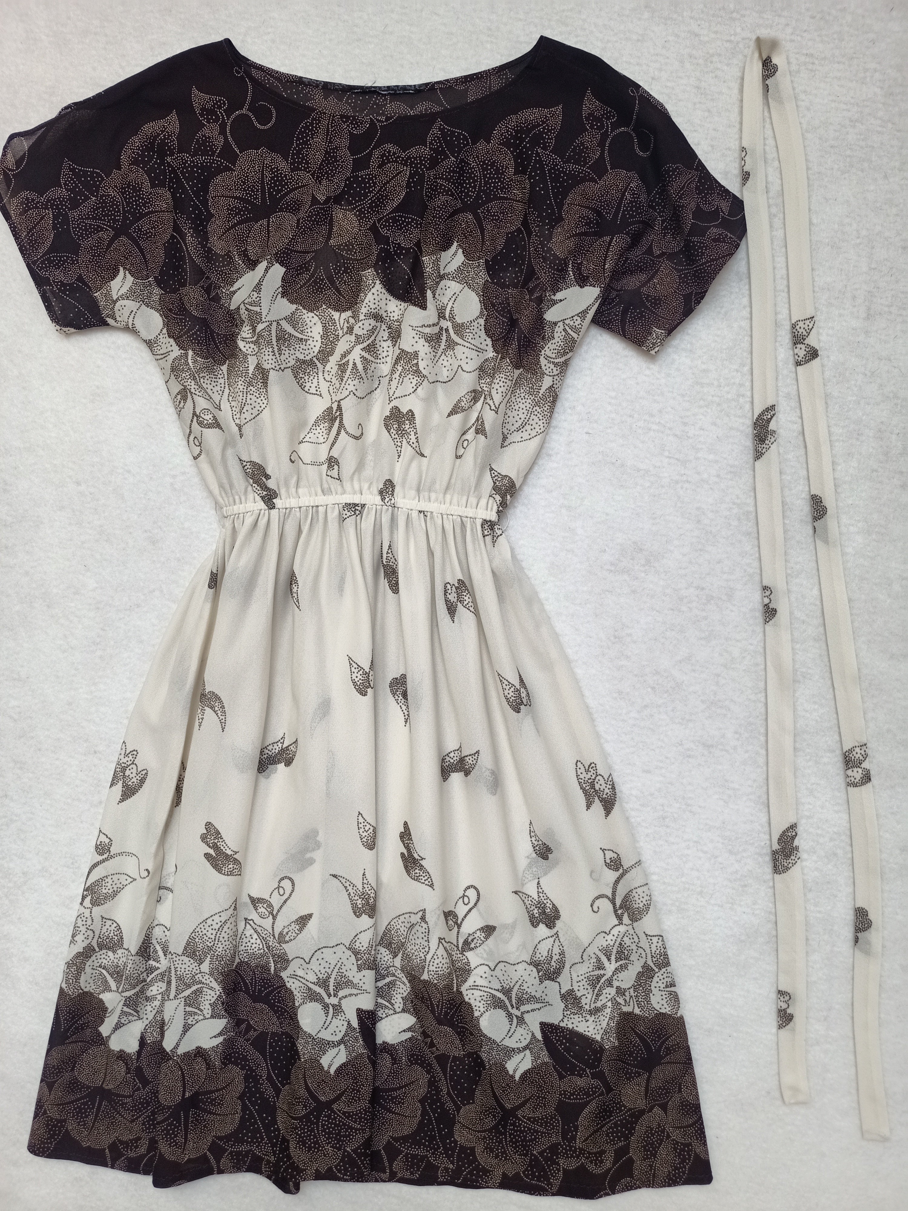 Vintage Brown Leaf Dress