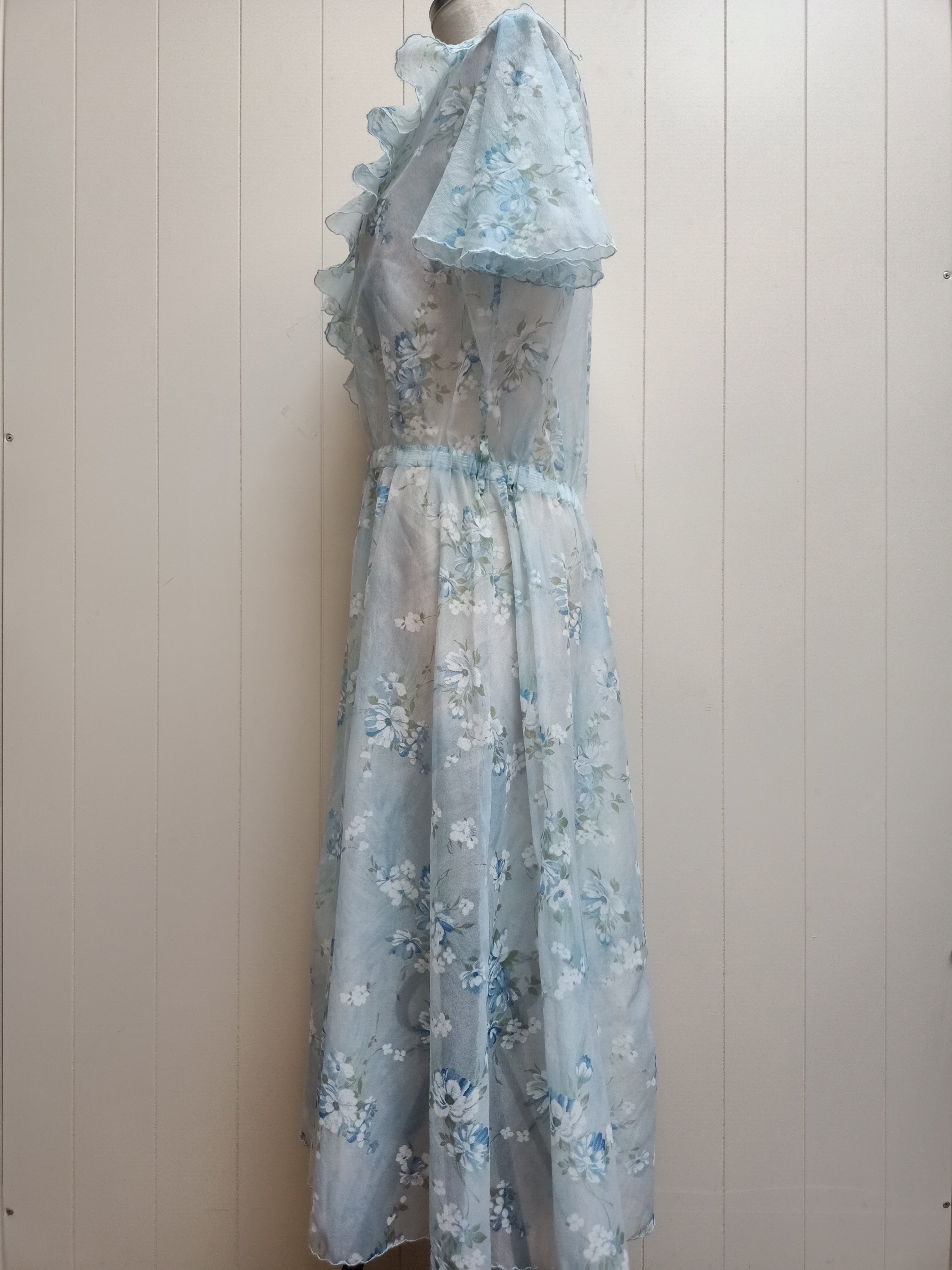 Vintage Floral Ruffle Dress