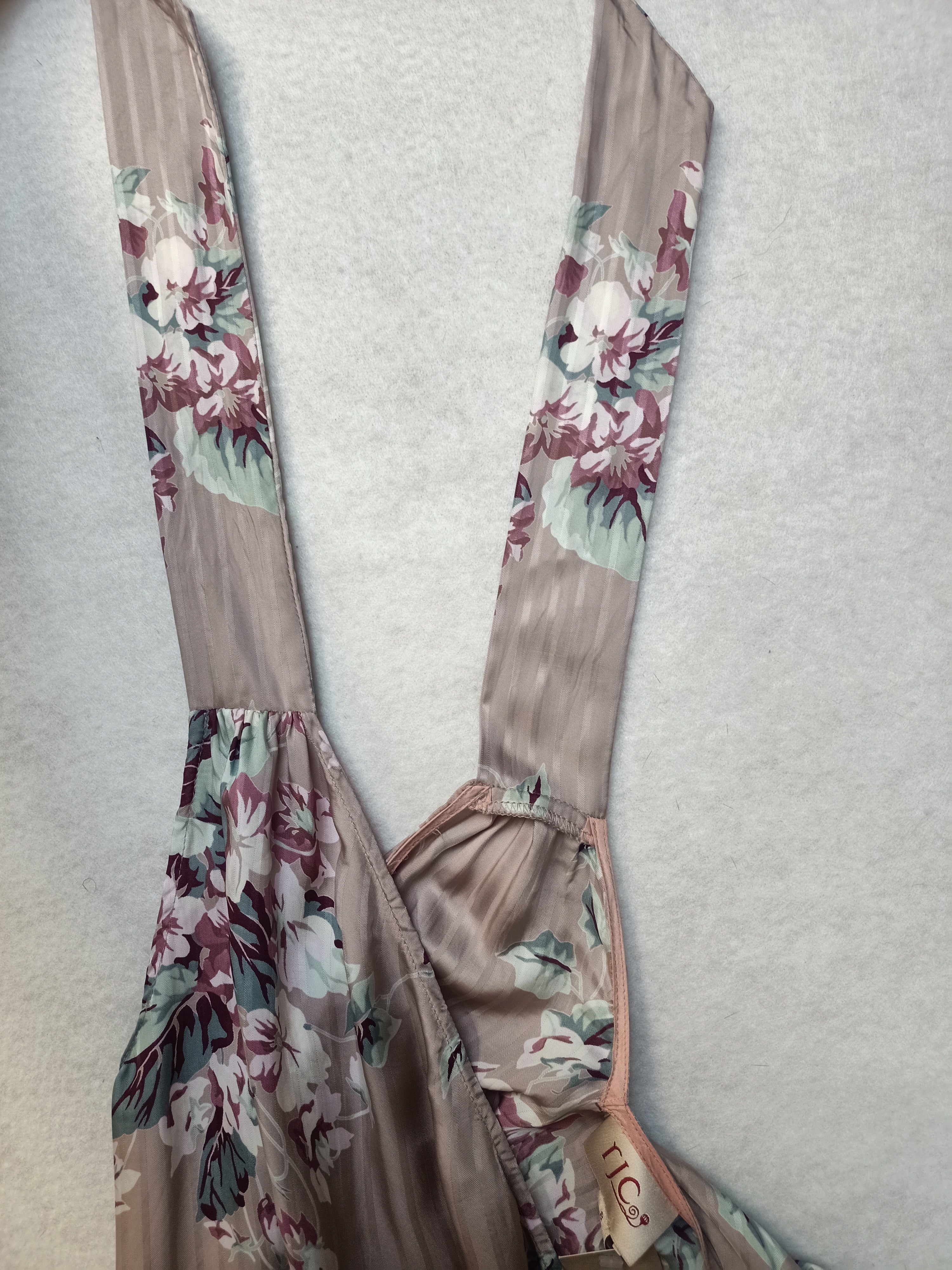 Robin Jones Wrap Top