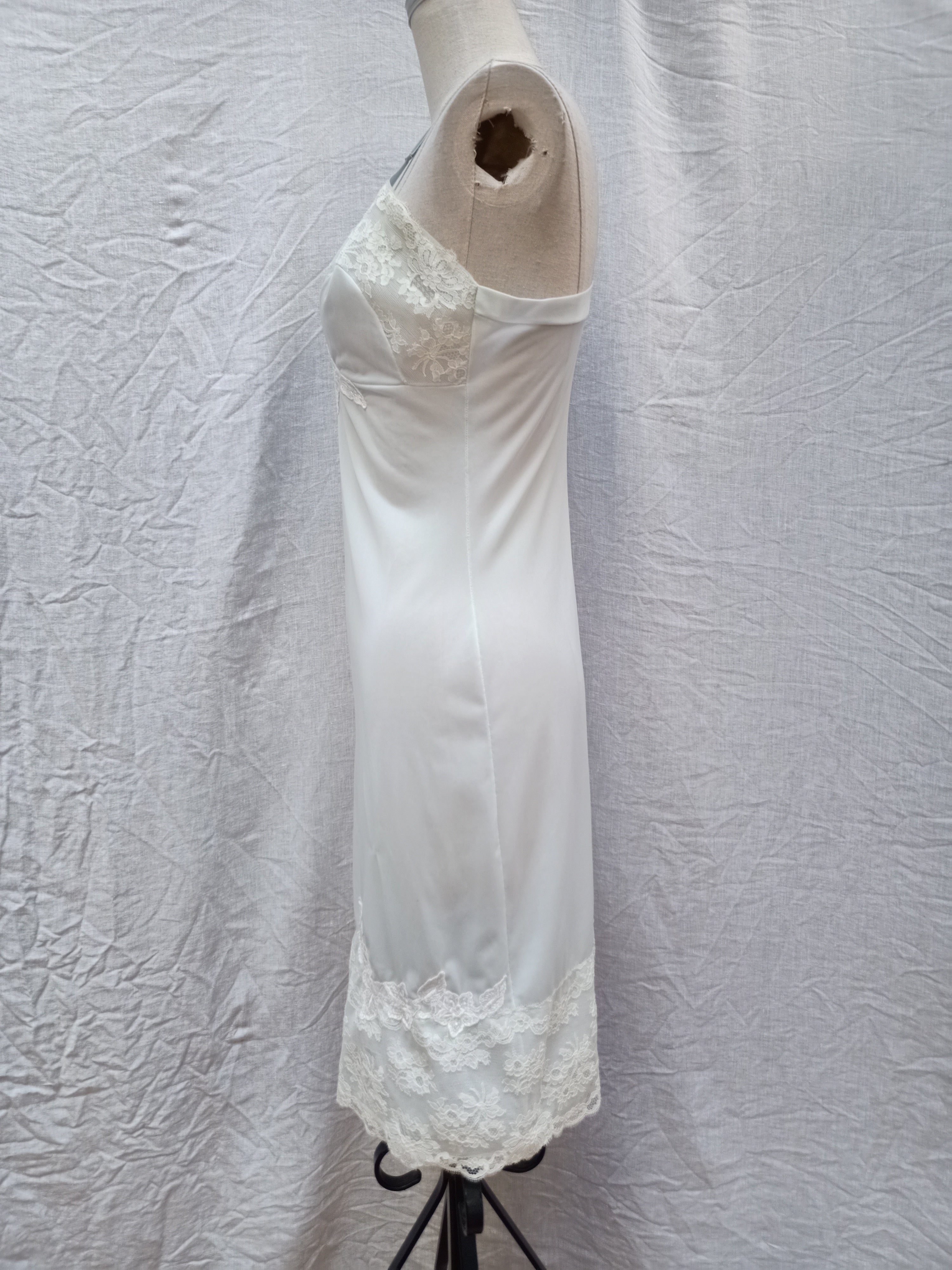 Vintage Festival Lingerie Slip