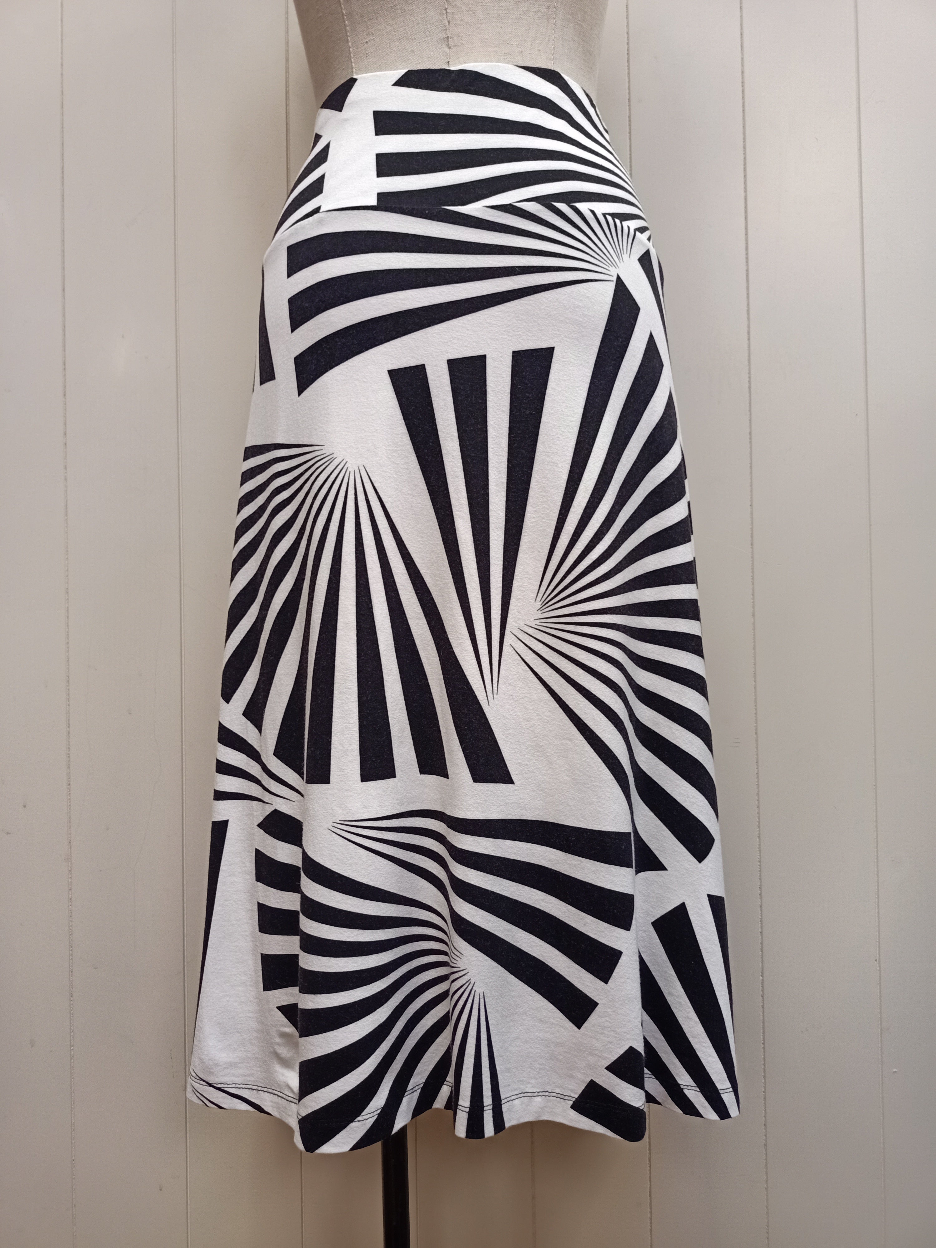 Bridge Street Abstract Fan Skirt