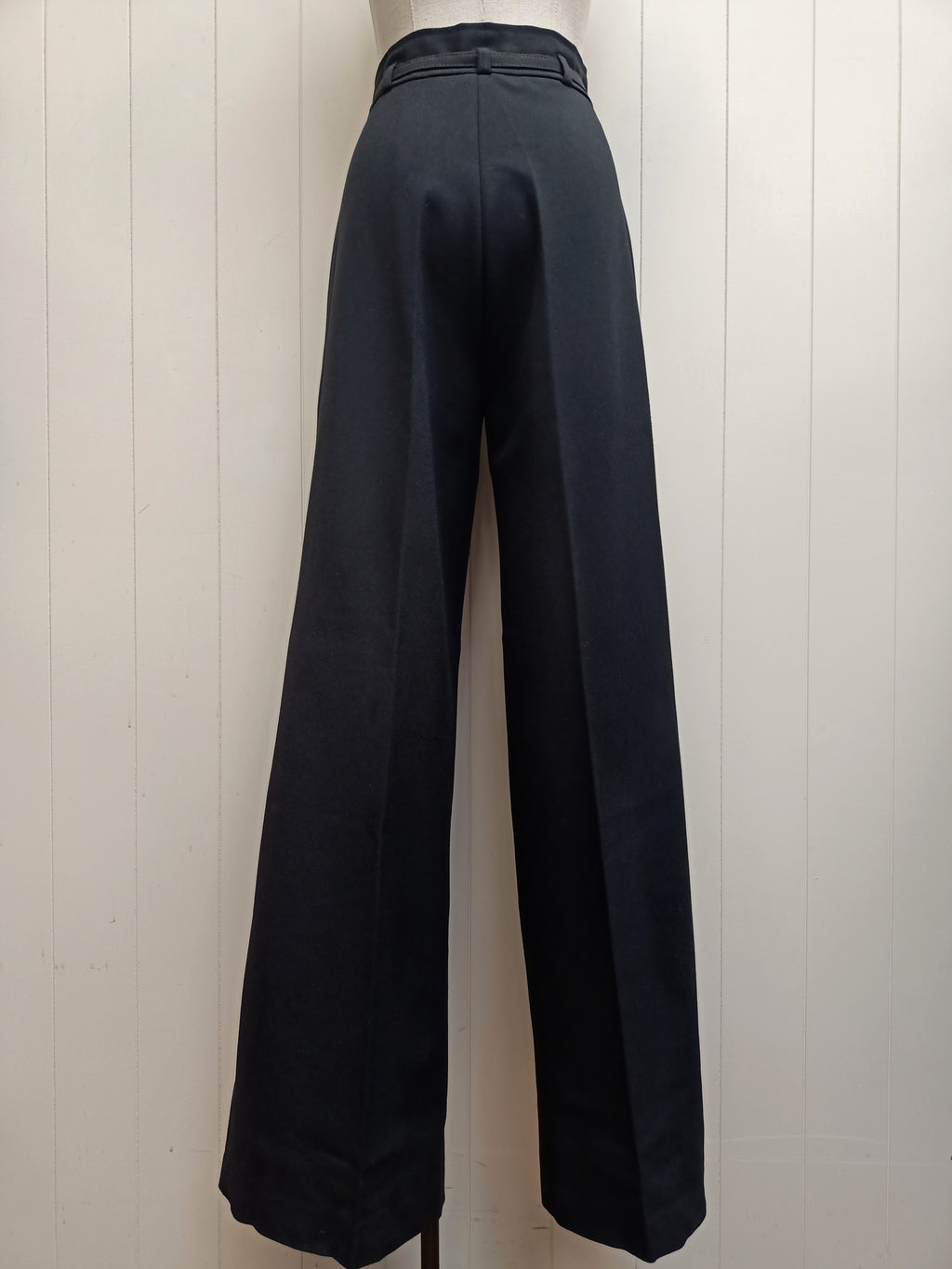Vintage Formula Fashions Black Wide Leg Pants