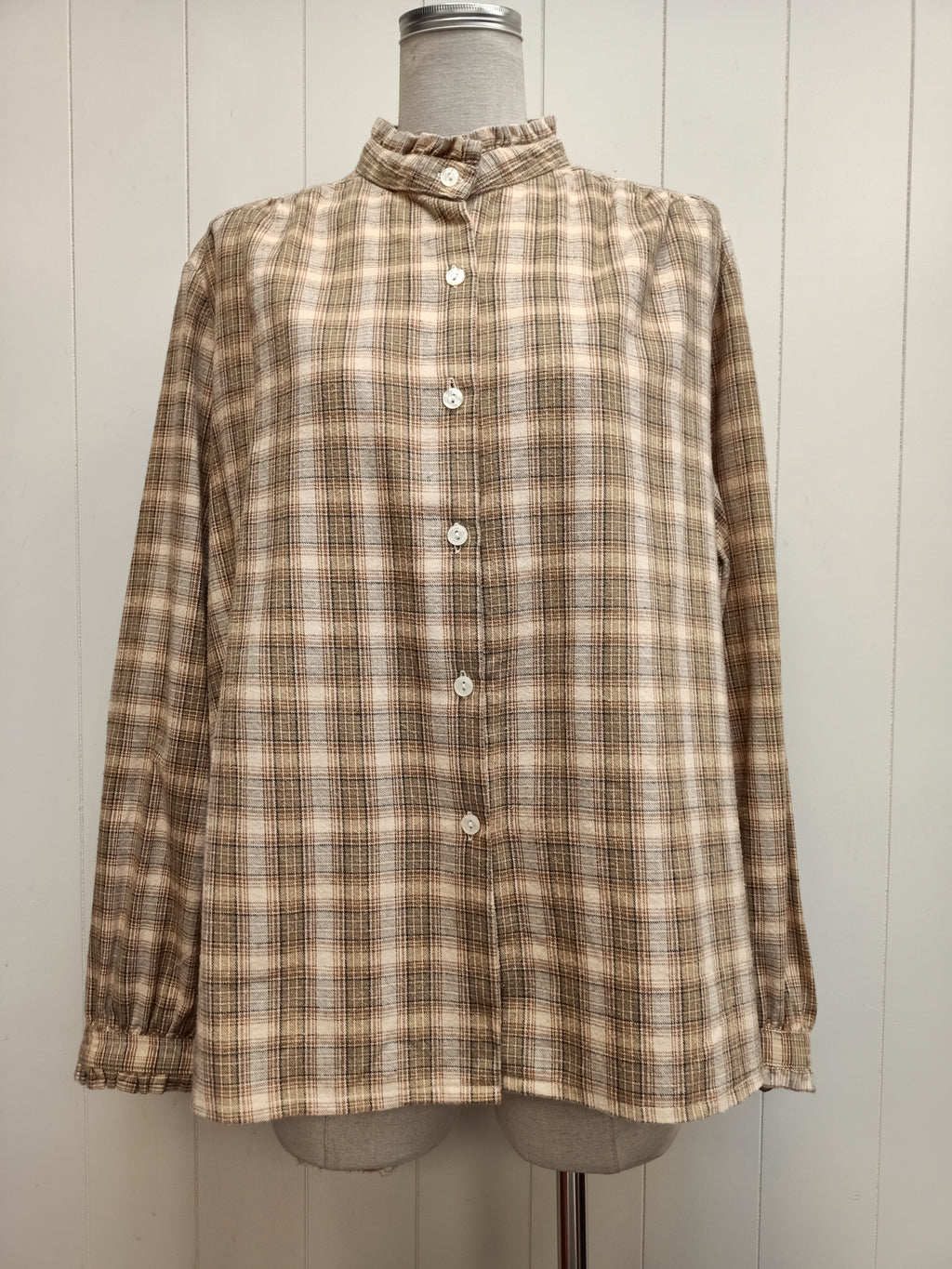 Vintage Plaid Button Up 
Shirt