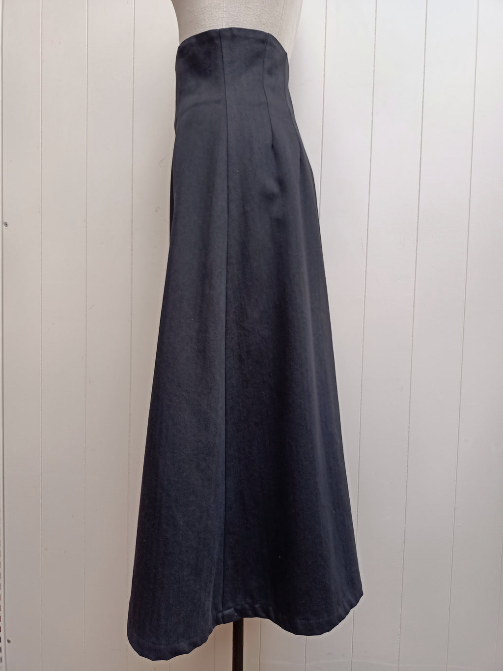 Sakaguchi Skirt