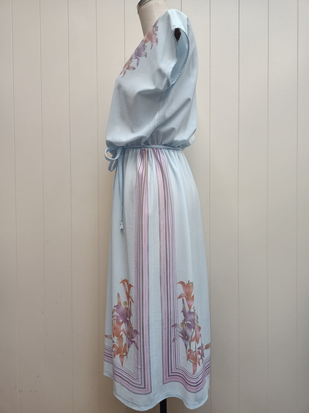 Vintage Lily Framed Dress