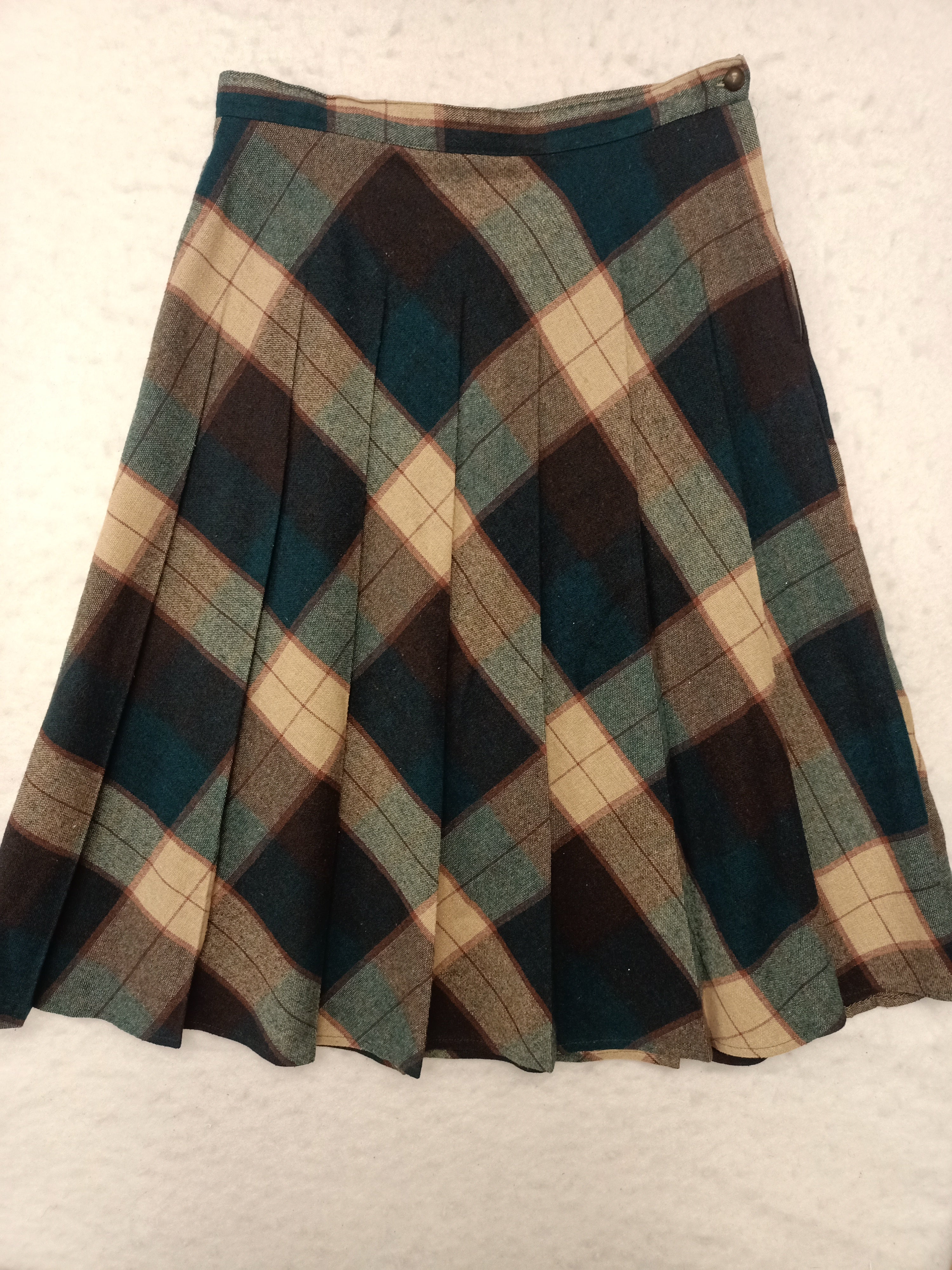 Vintage Royal Wyndham Collection Plaid Skirt