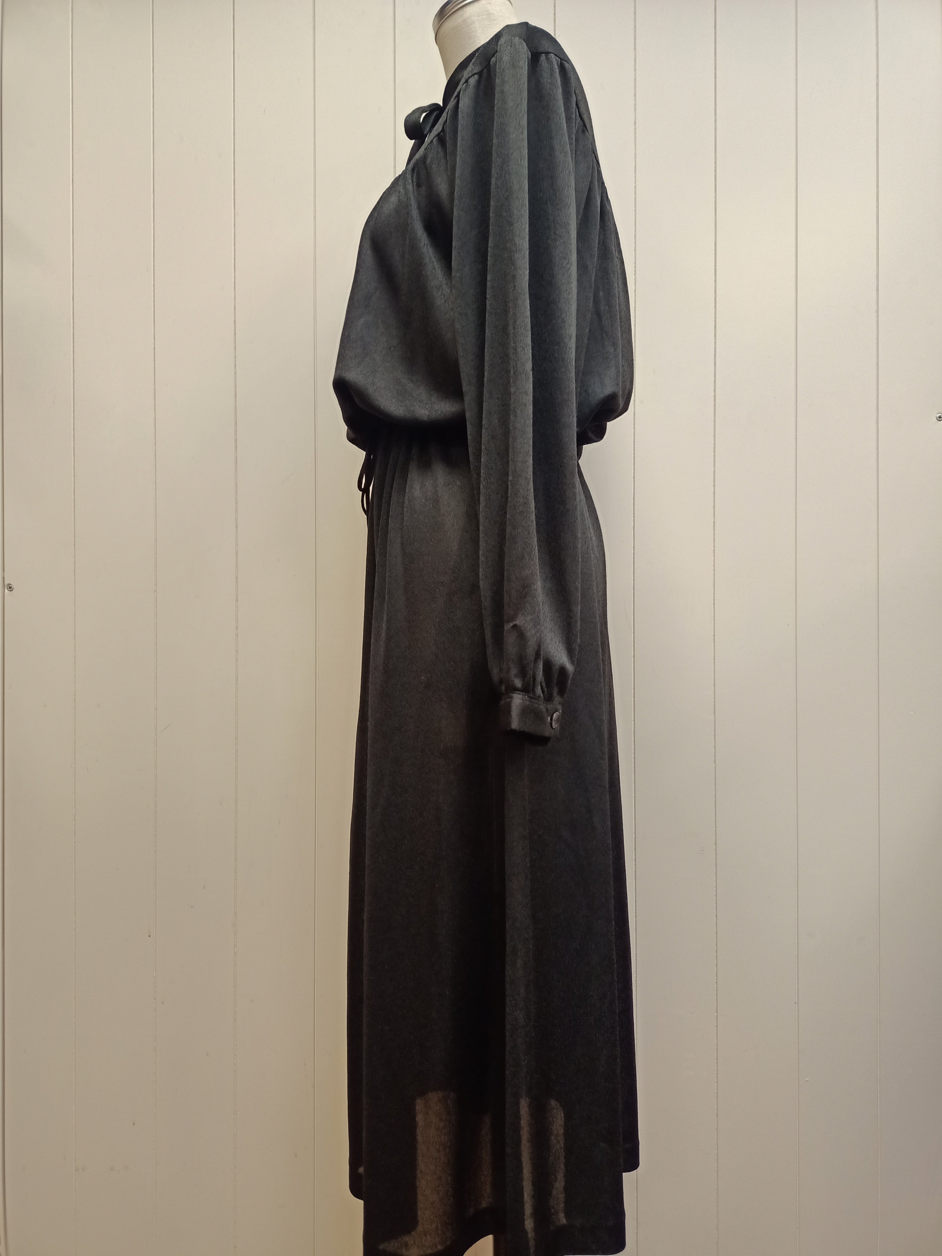 Vintage Lady Summit Enchanté Dress