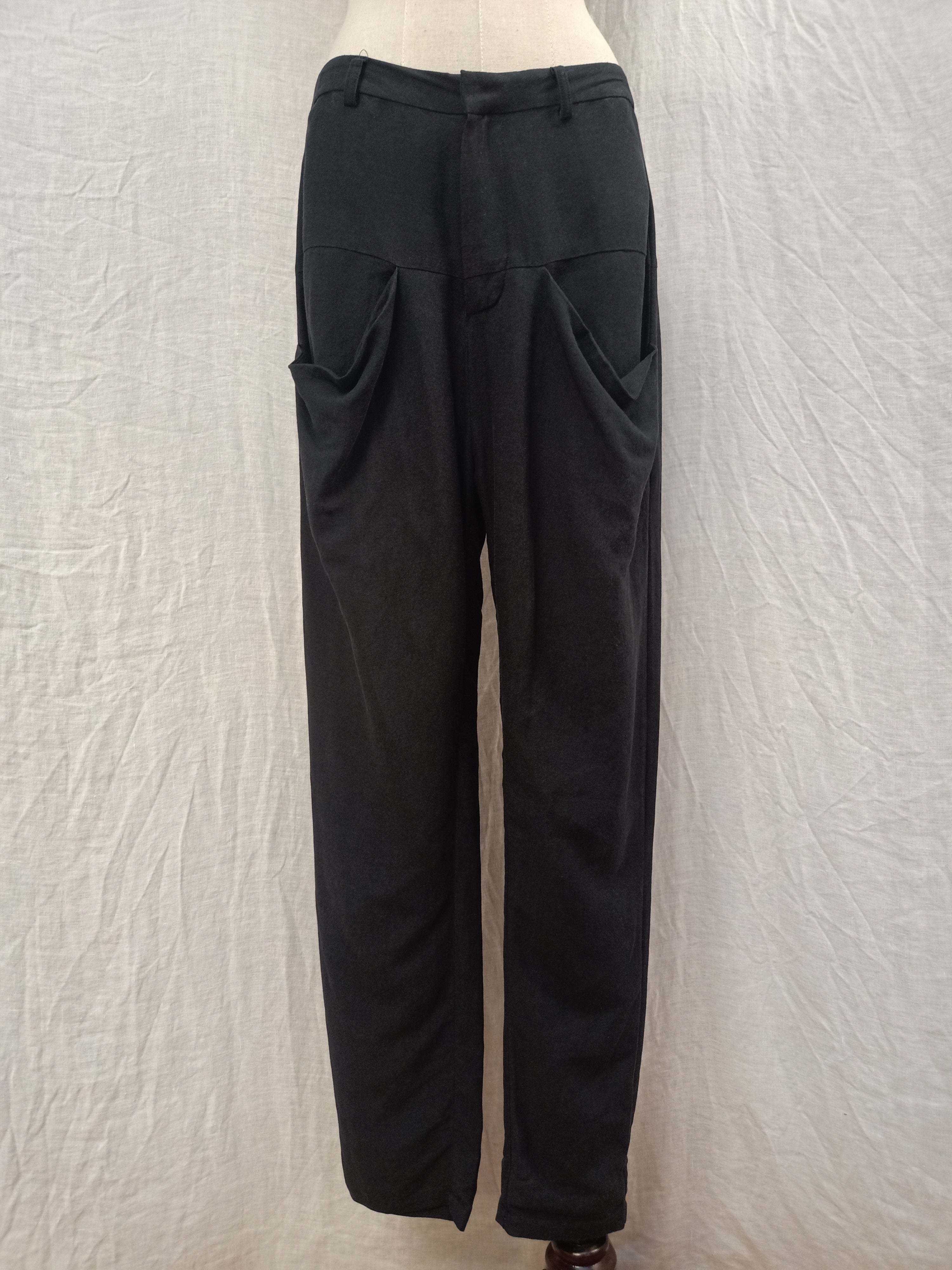 Nique Linen Pants