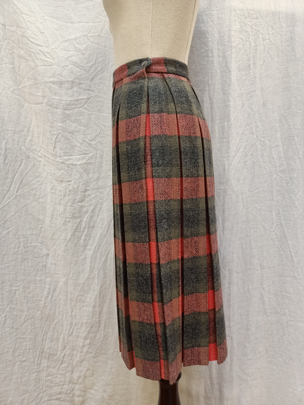 Retro Wool Checkered Skirt