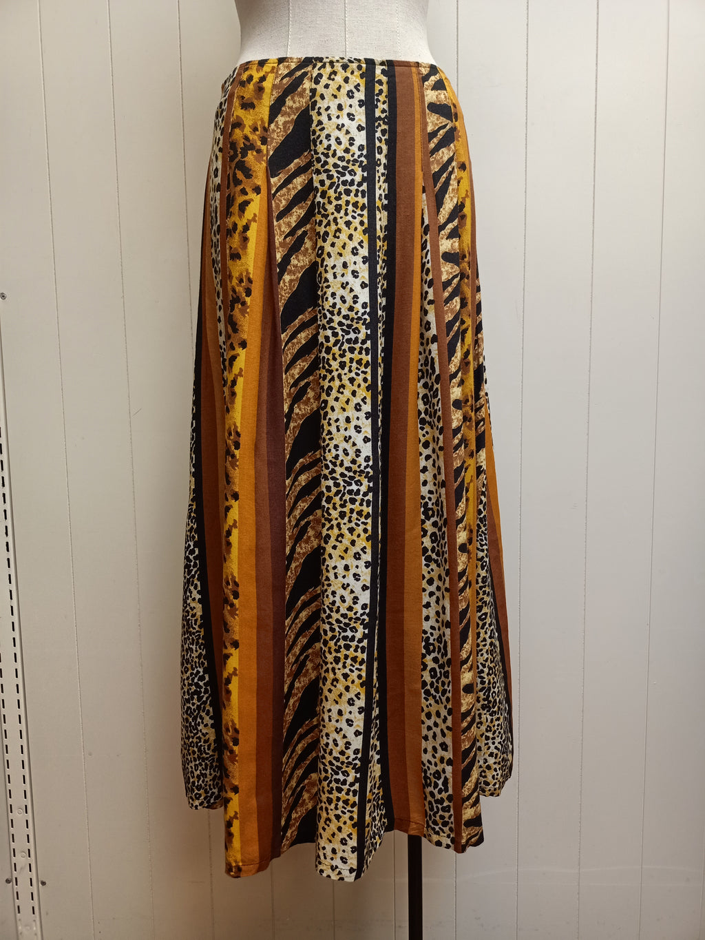 Vintage Options Animal Print Skirt